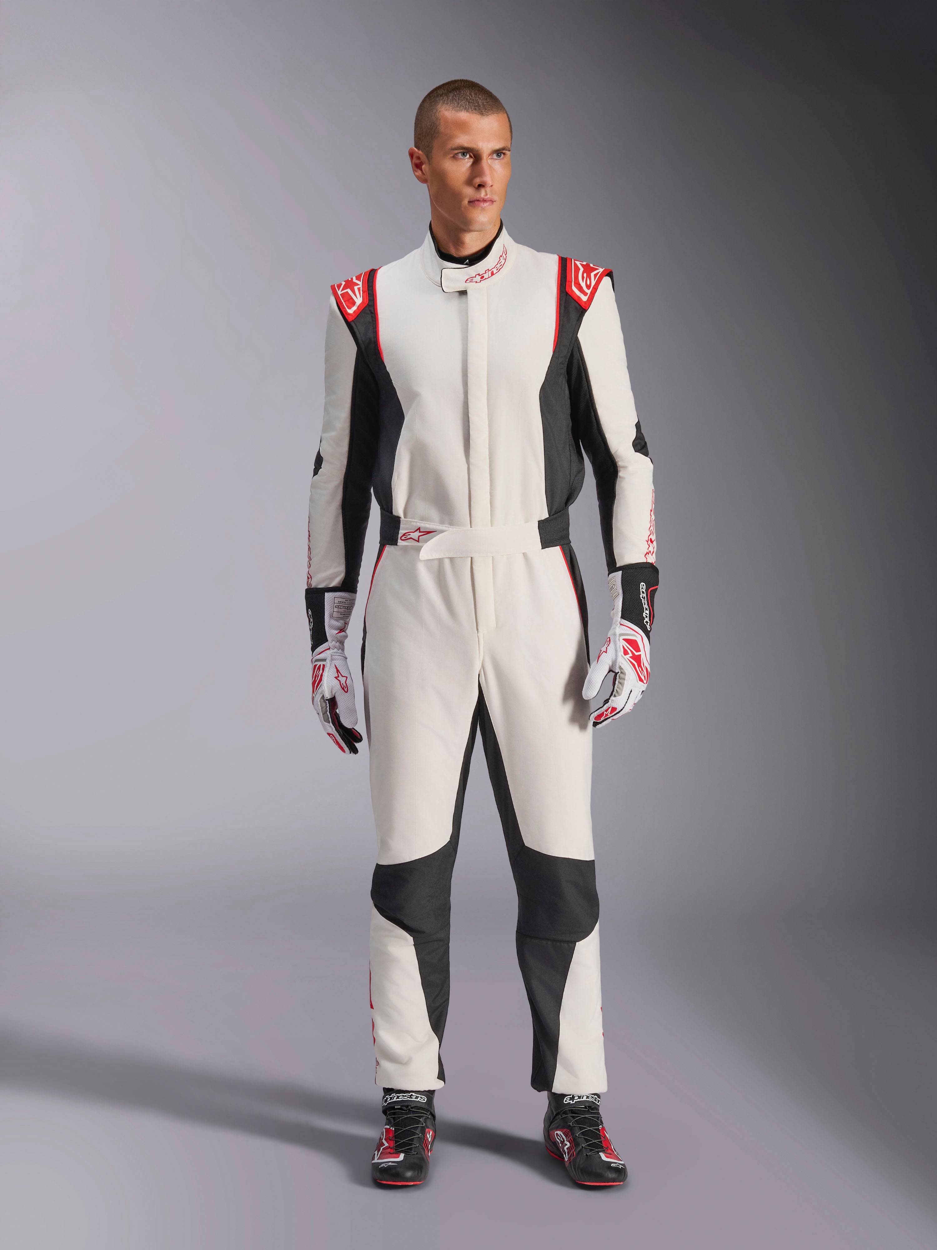 アルパインスターズGPテックV4レーシングスーツ GP Tech V4 Suit - Auto Racing Suits | Alpinestars®