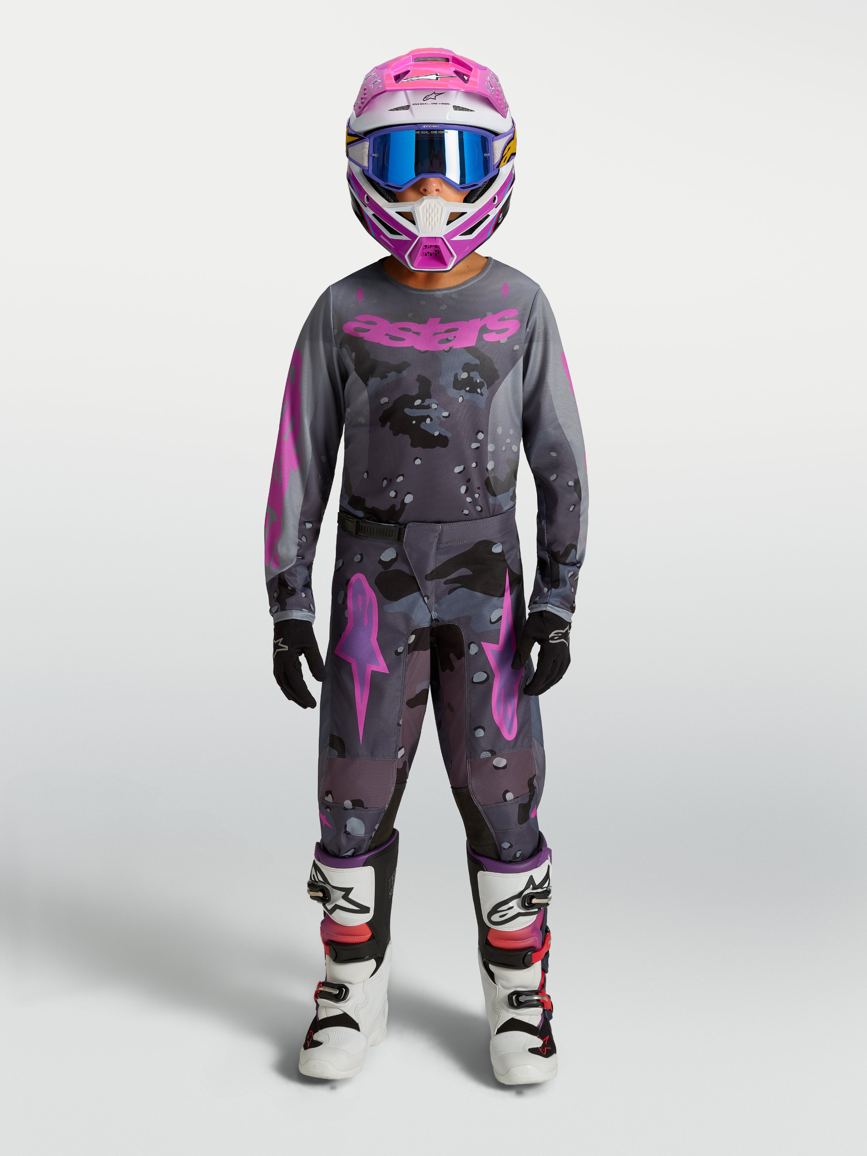 Youth Fluid Lone Gear Set