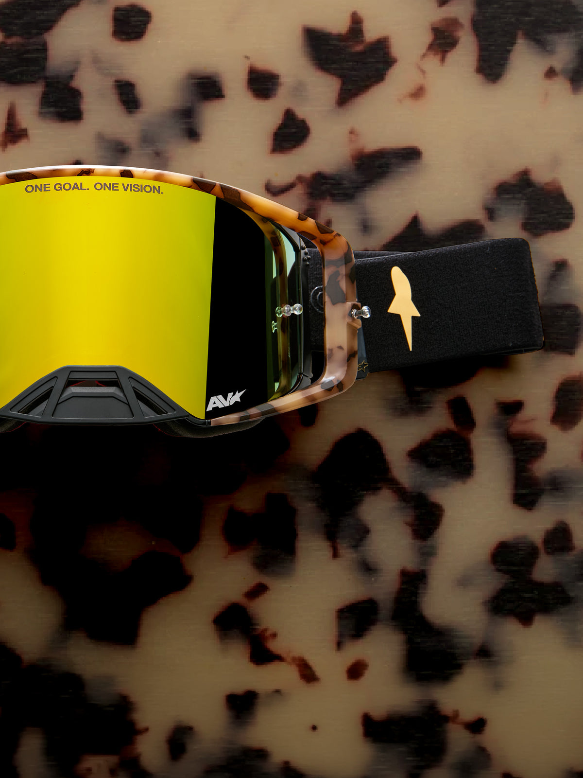 Limited Edition Supertech Zona Goggles