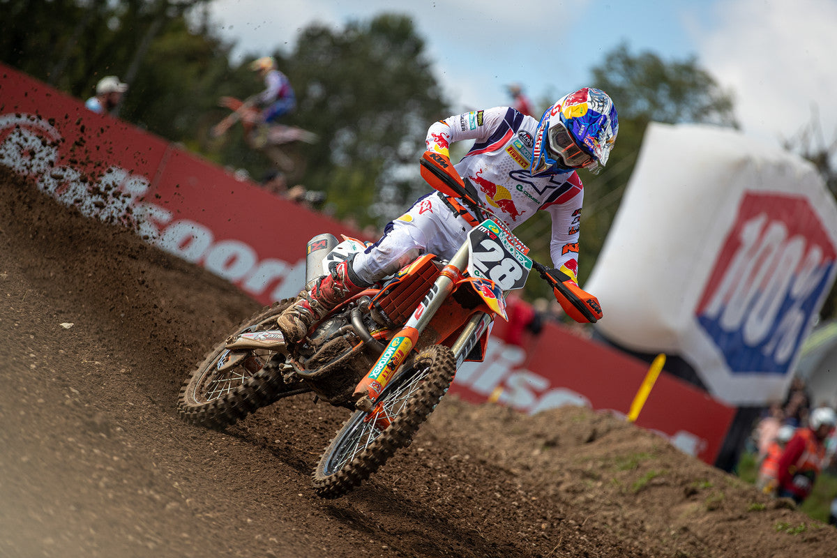 UNTOUCHABLE TOM VIALLE DOES MX2 DOUBLE IN FRANCE
