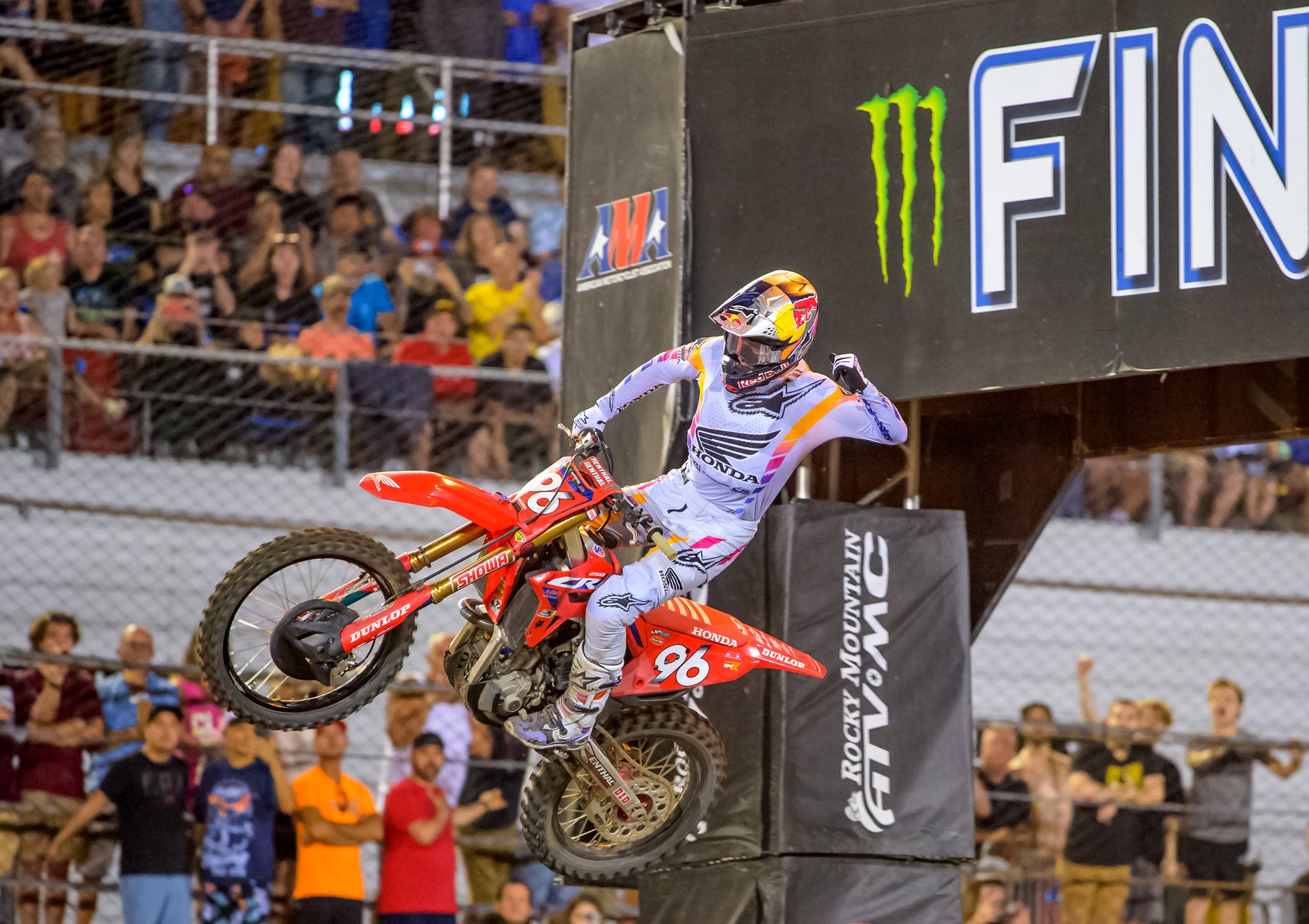 ALPINESTARS PODIUM LOCK-OUT AS HUNTER LAWRENCE POWERS TO DOMINATING 250SX EAST TRIUMPH AT DAYTONA