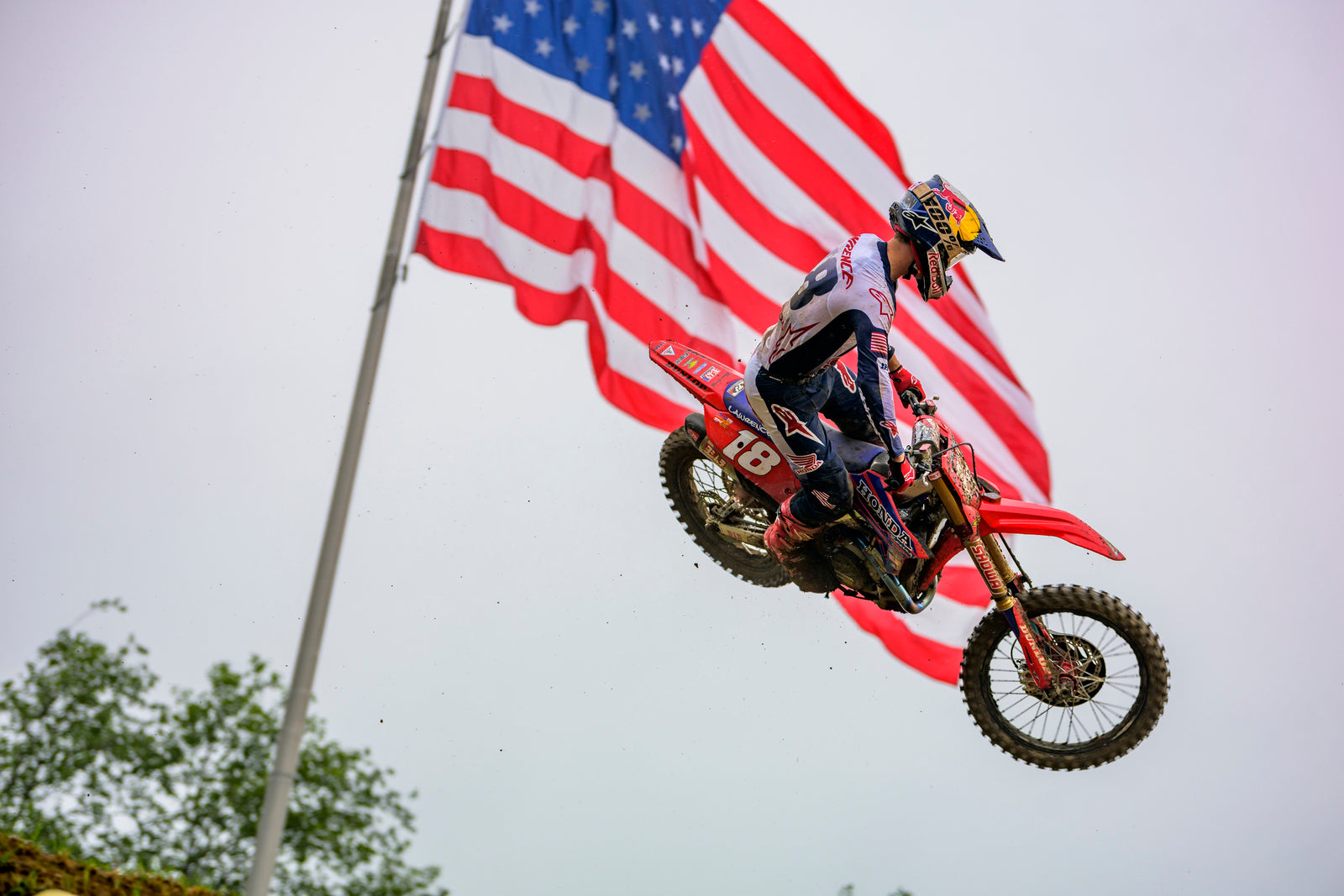 ALPINESTARS TOP FIVE LOCK-OUT AS HIGH-FLYING JETT LAWRENCE DOMINATES 450 RACES AT RED BUD NATIONAL