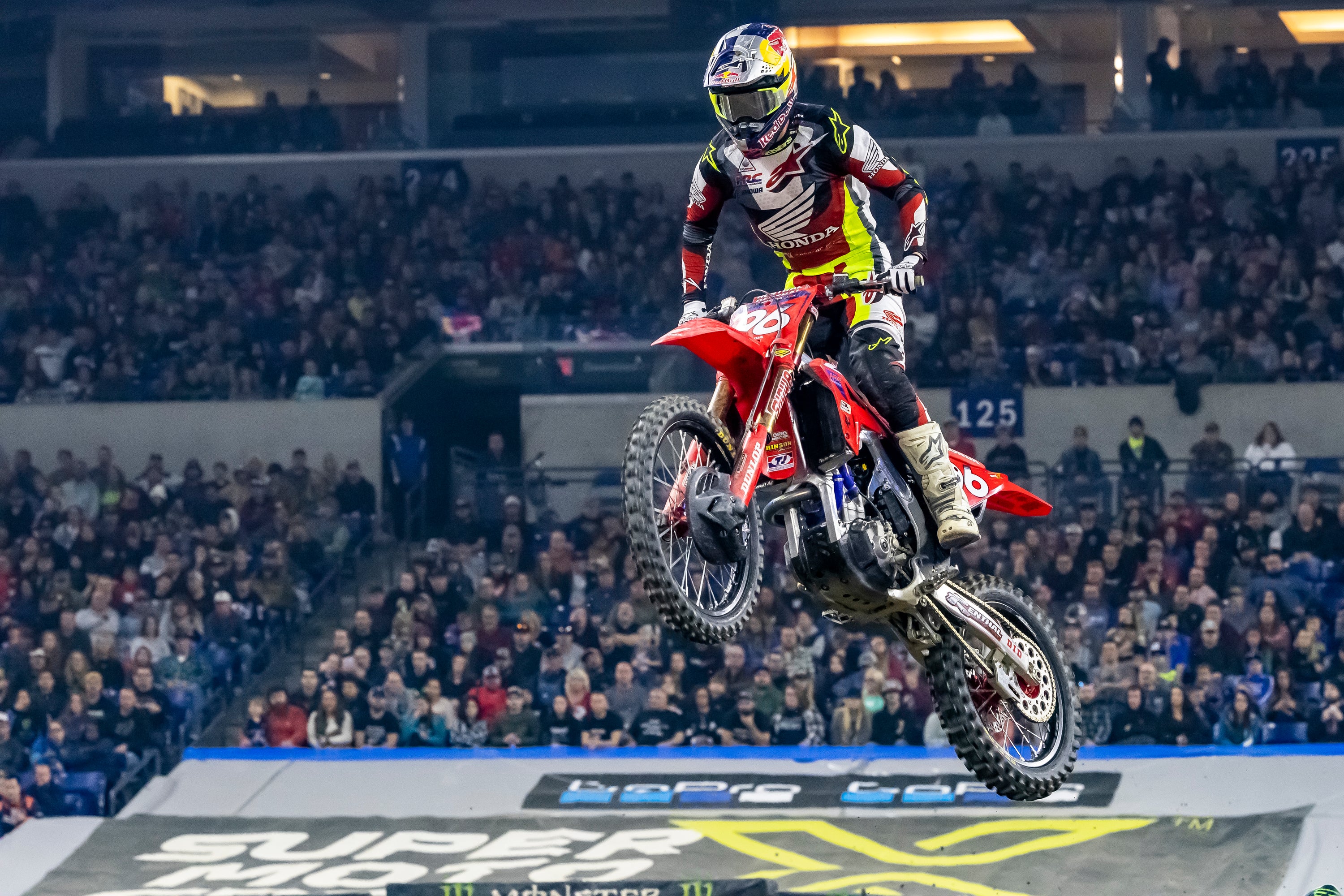 ALPINESTARS DOMINATES TOP TEN POSITIONS AS HUNTER LAWRENCE STORMS TO 250SX EAST TRIUMPH AT INDIANAPOLIS