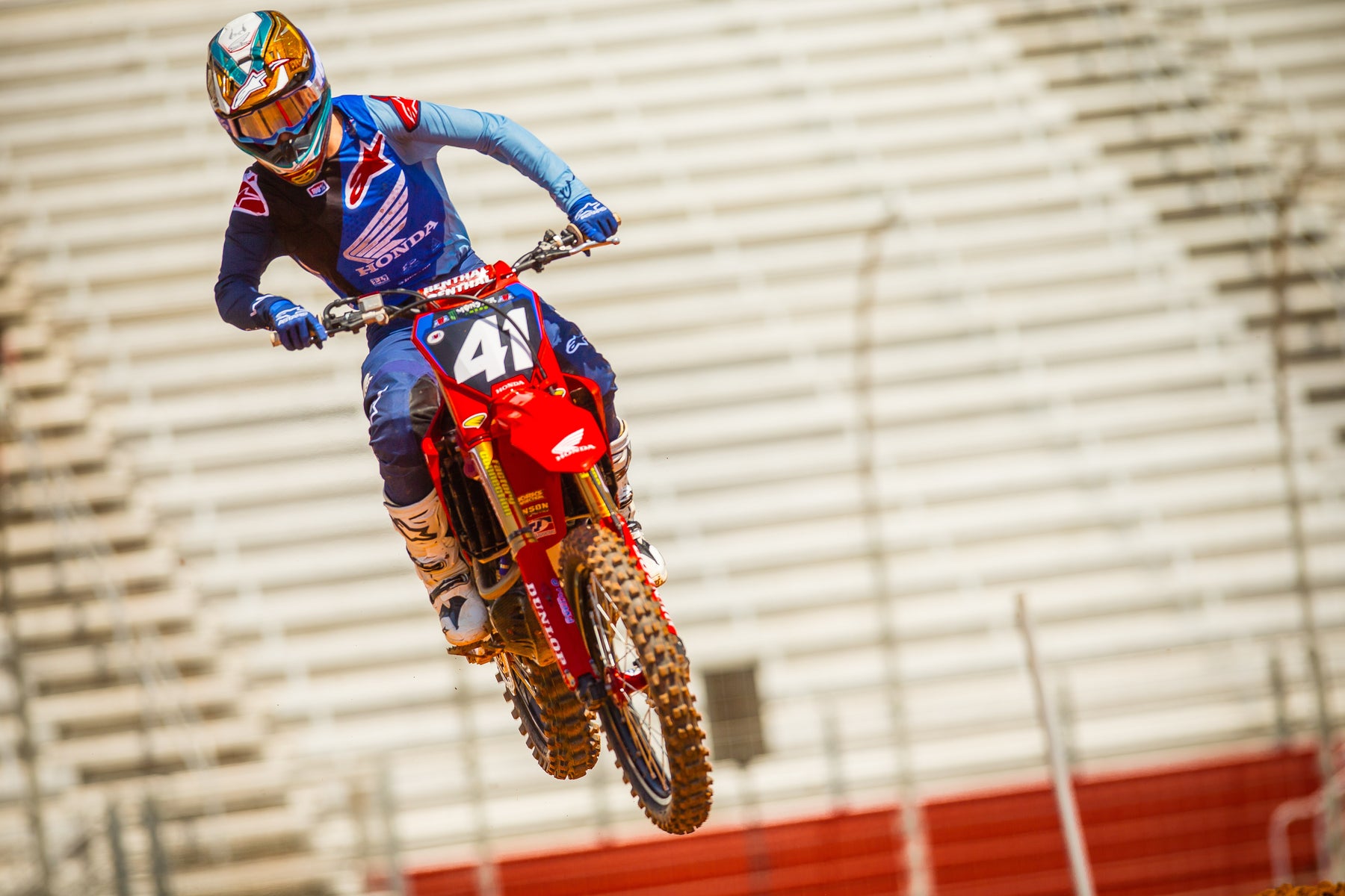 JUSTIN COOPER EDGES HUNTER LAWRENCE IN EPIC 250SX WEST RACE SHOWDOWN AT ATLANTA 2