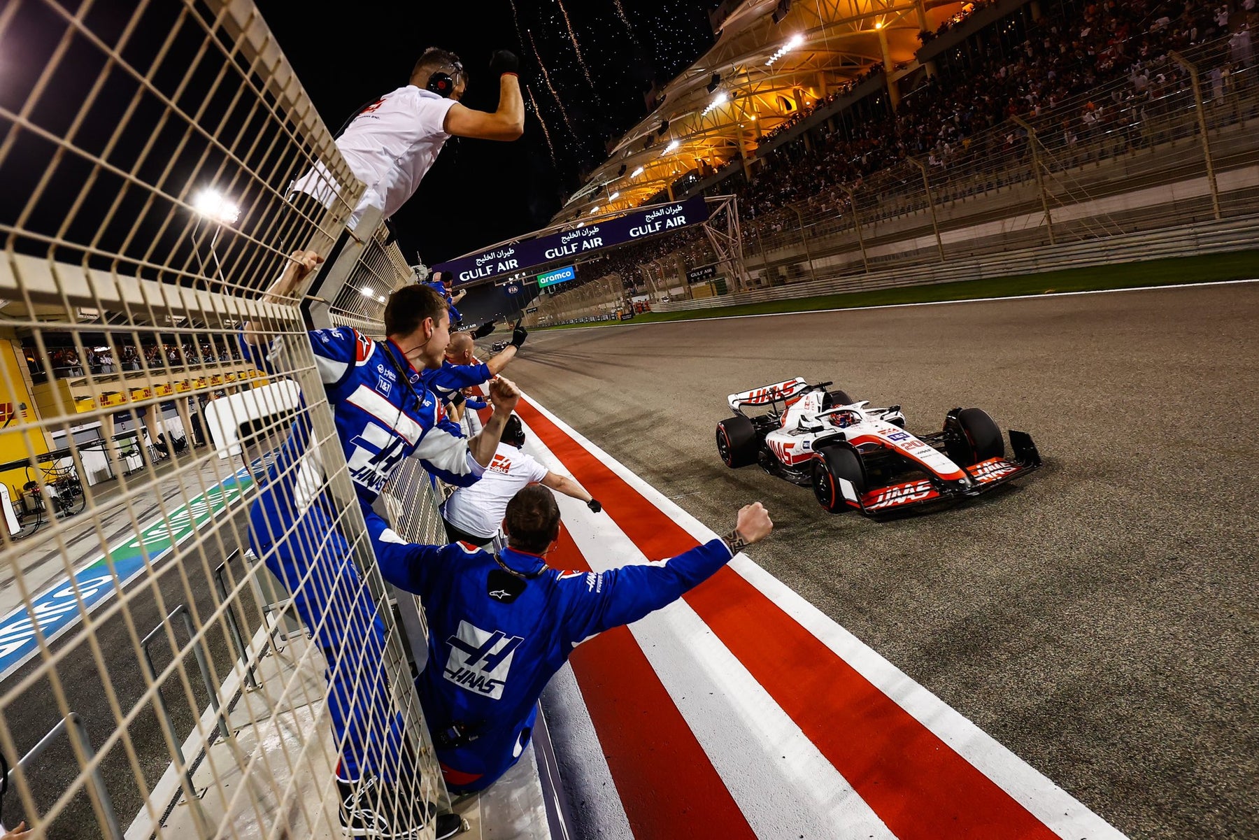 KEVIN MAGNUSSEN PRODUCES SENSATIONAL DRIVE IN F1 SEASON OPENER AT THE BAHRAIN GRAND PRIX