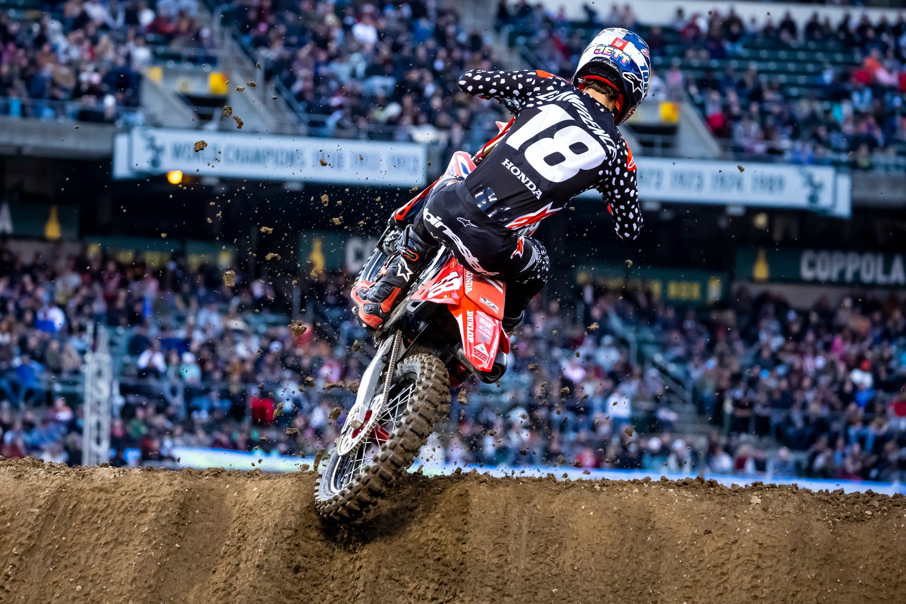 HIGH-FLYING JETT LAWRENCE IN A CLASS OF HIS OWN IN 250SX WEST RACE IN OAKLAND