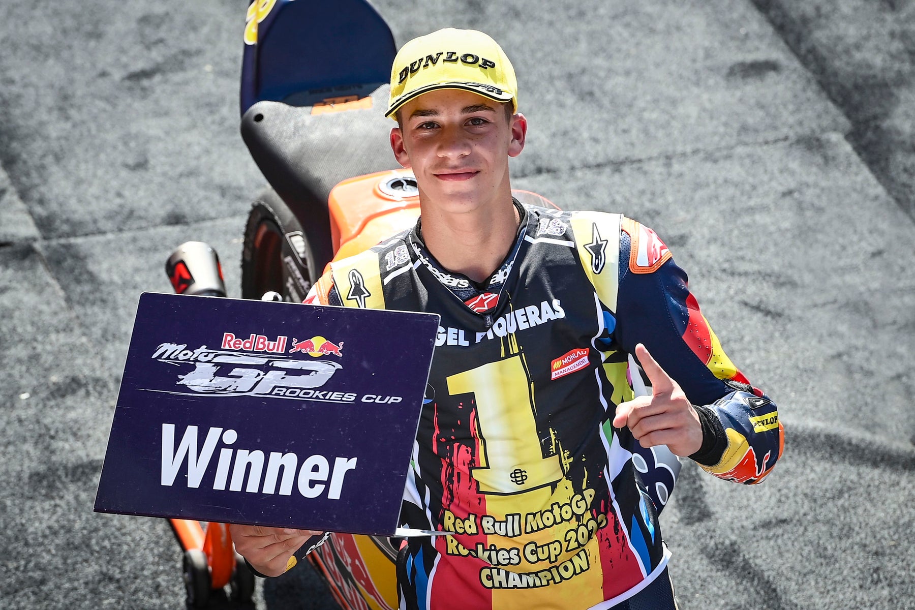 DOUBLE RED BULL ROOKIES CUP VICTORY DELIGHT AT ASSEN SEALS ANGEL PIQUERAS THE CHAMPIONSHIP