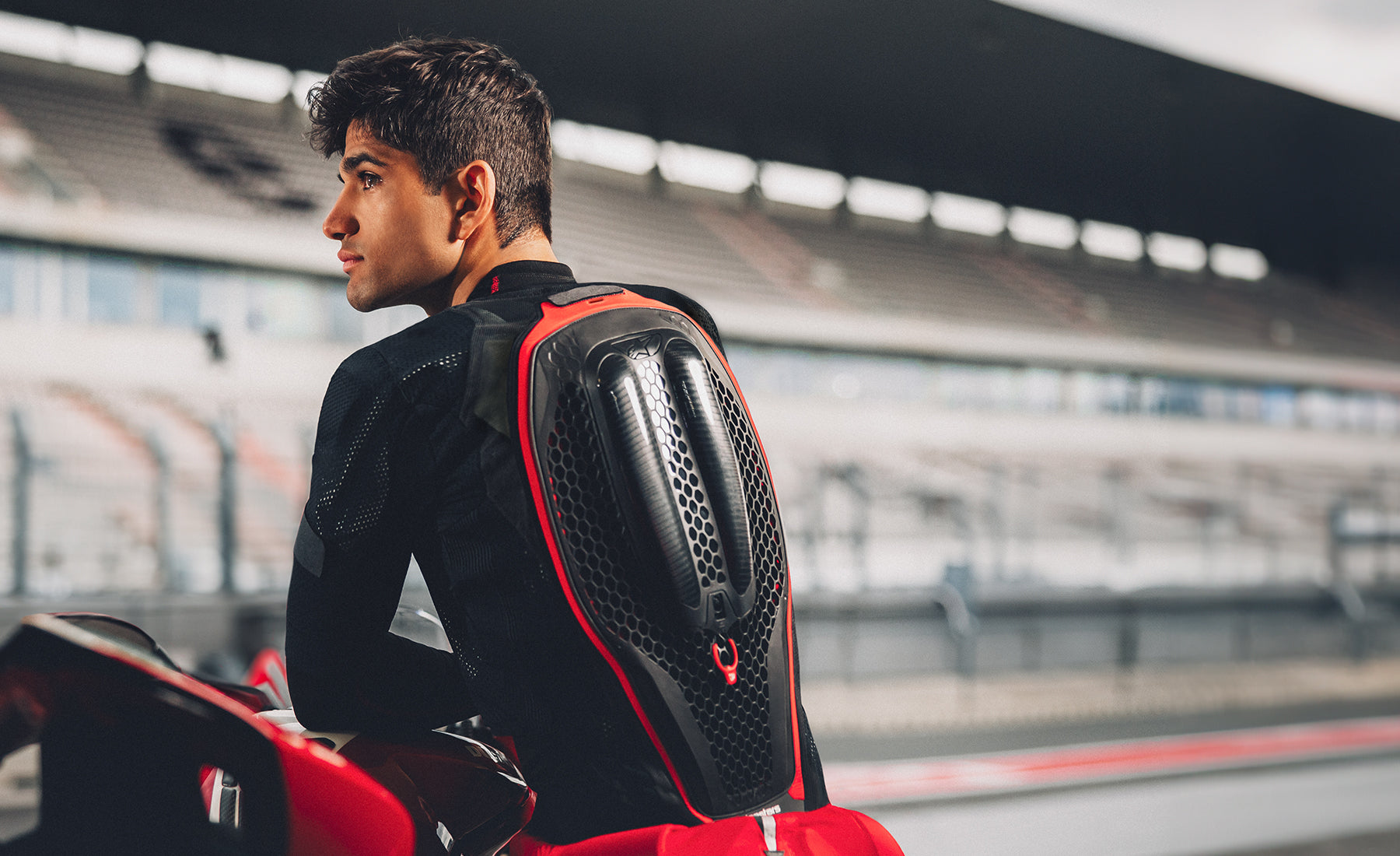 Tech-Air® vs. Standard Armor: Best Option for Motorcycle Riders