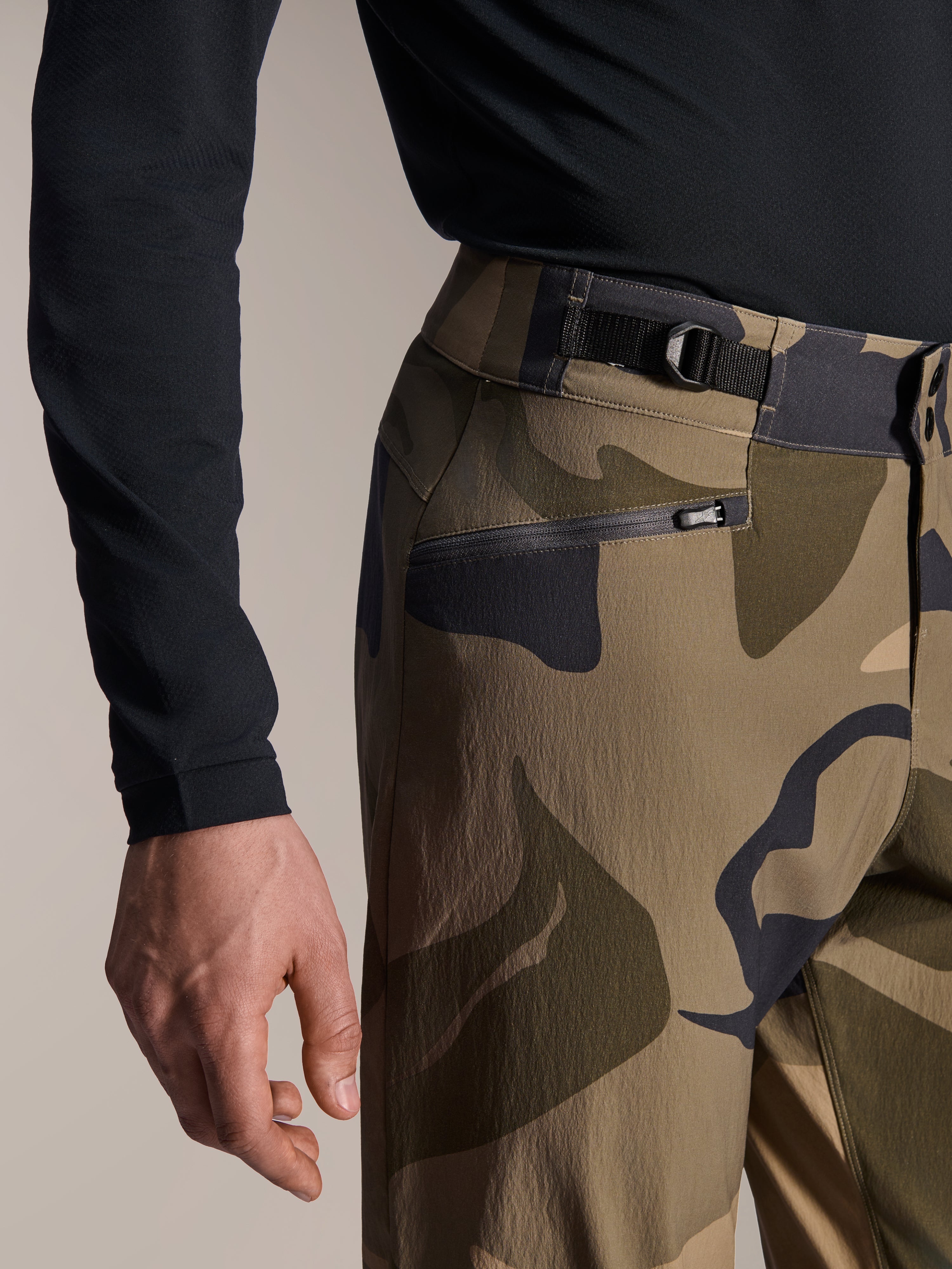 A-Dura Camo Pant - Cycling Pants | Alpinestars®