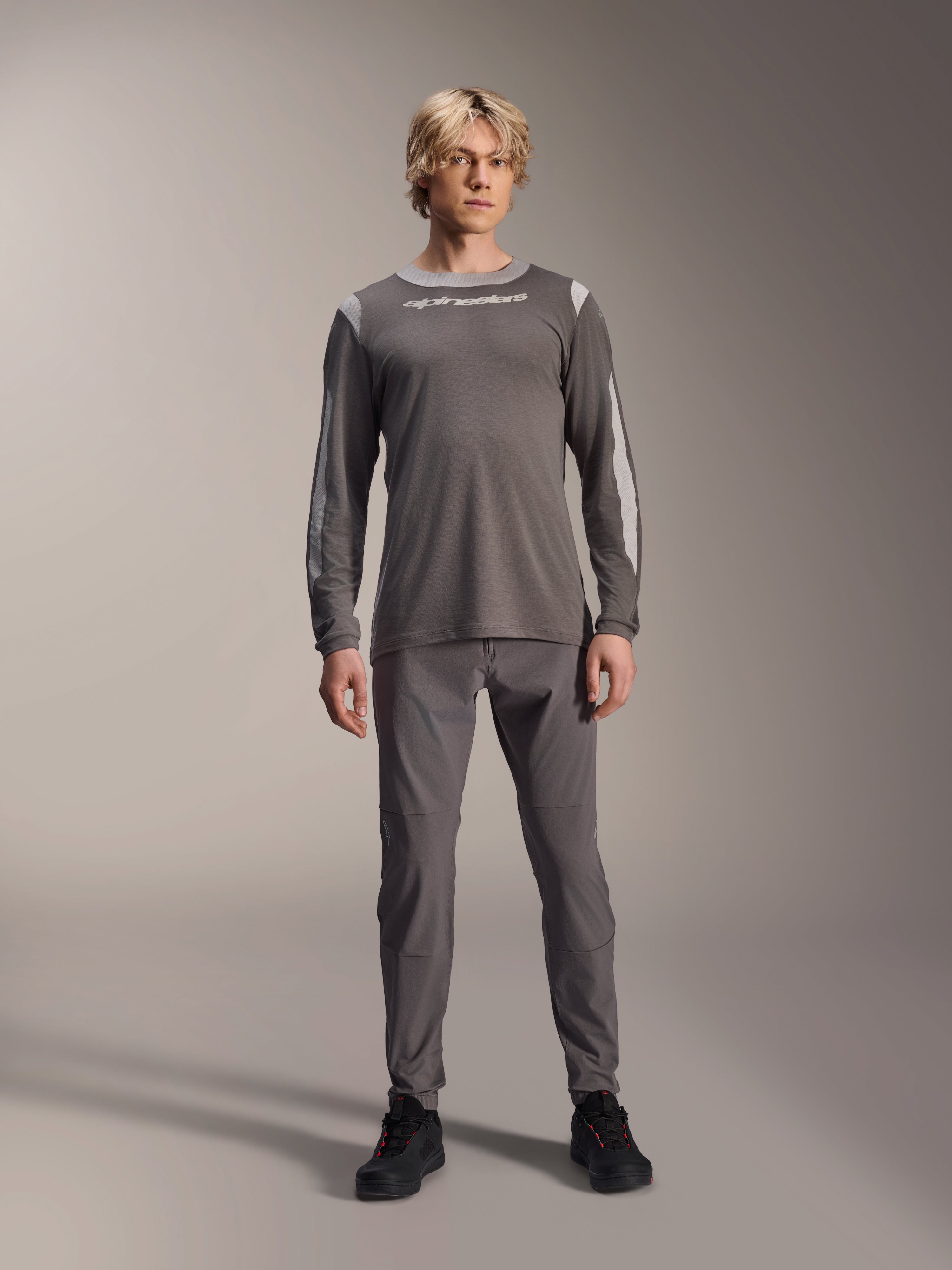 A-Dura Dri Wool Jersey Long Sleeve - Cycling Jersey | Alpinestars® A-Dura Dri Wool Jersey Long Sleeve - Cycling Jersey | Alpinestars®