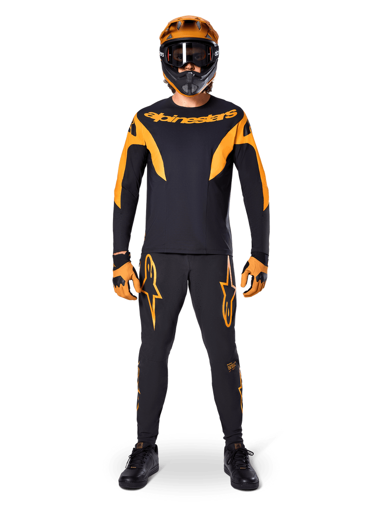 A-Supra Race Gear Set