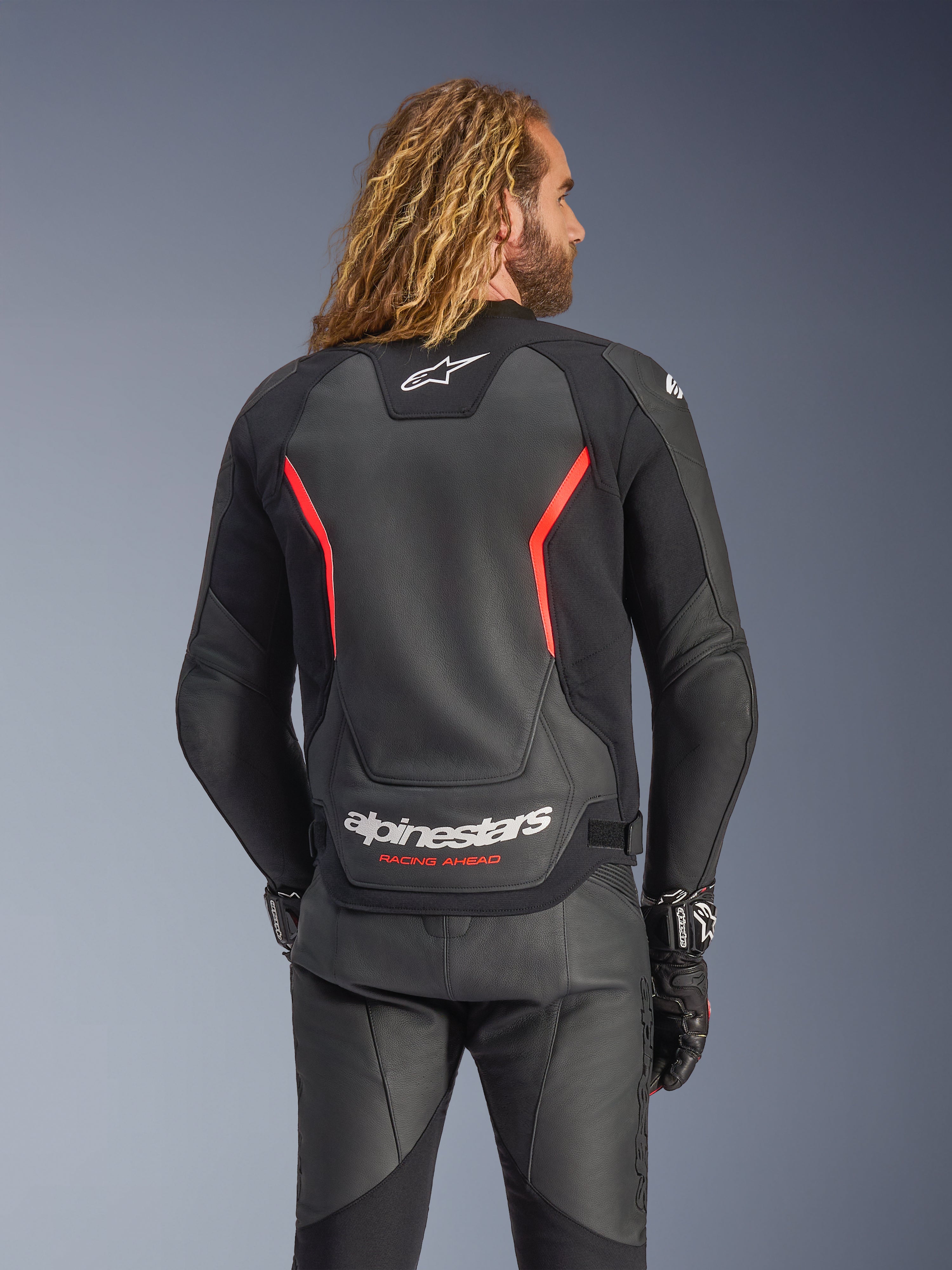 GP Force V2 Leather - Motorcycle Jacket | Alpinestars®