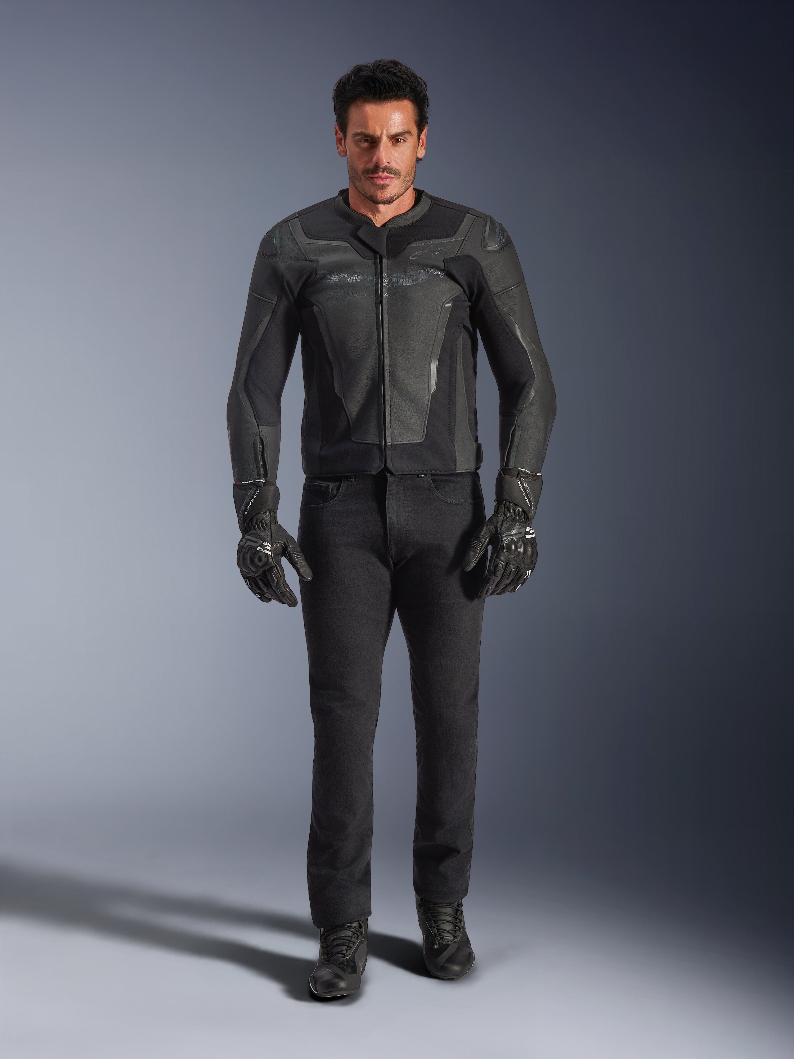 GP Force V2 Leather - Motorcycle Jacket | Alpinestars®