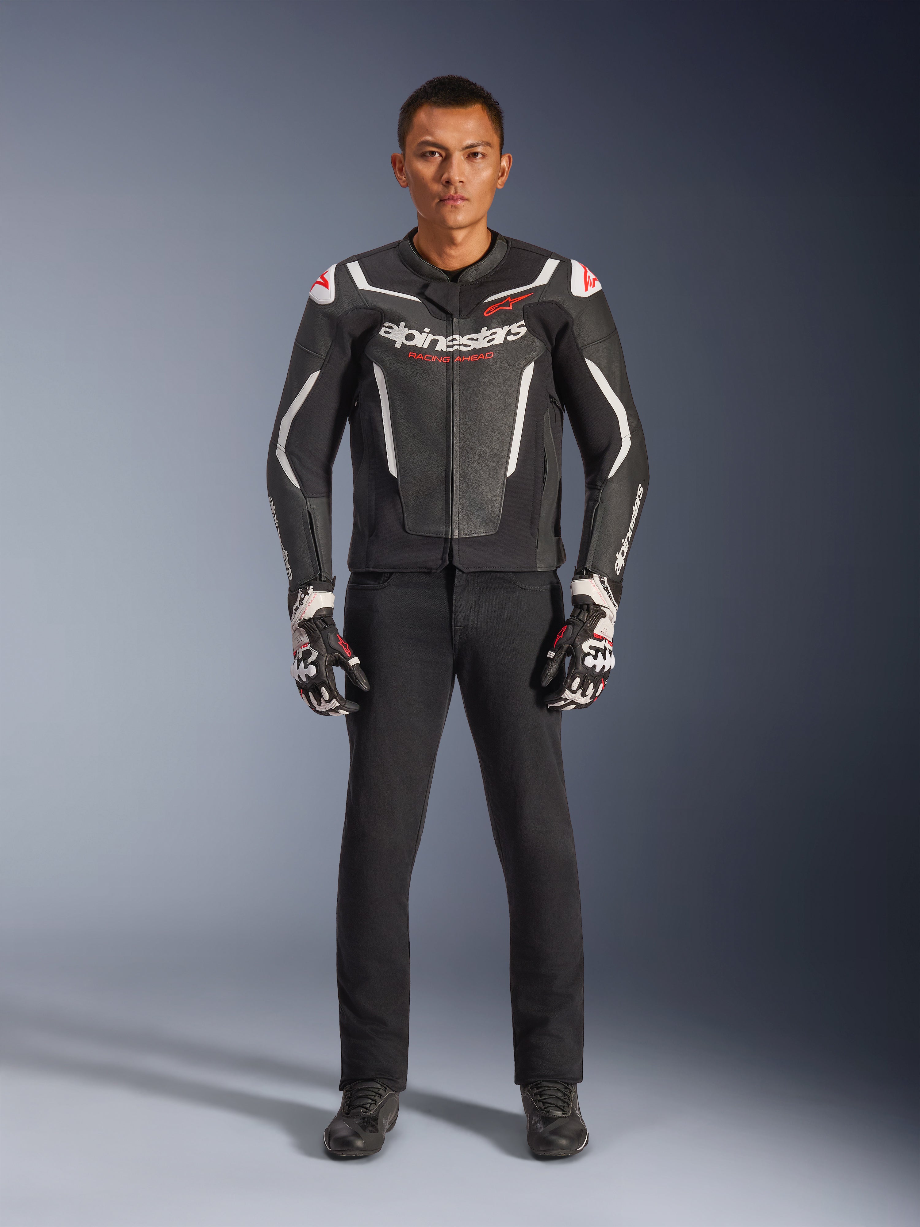 GP Force V2 Leather - Motorcycle Jacket | Alpinestars®