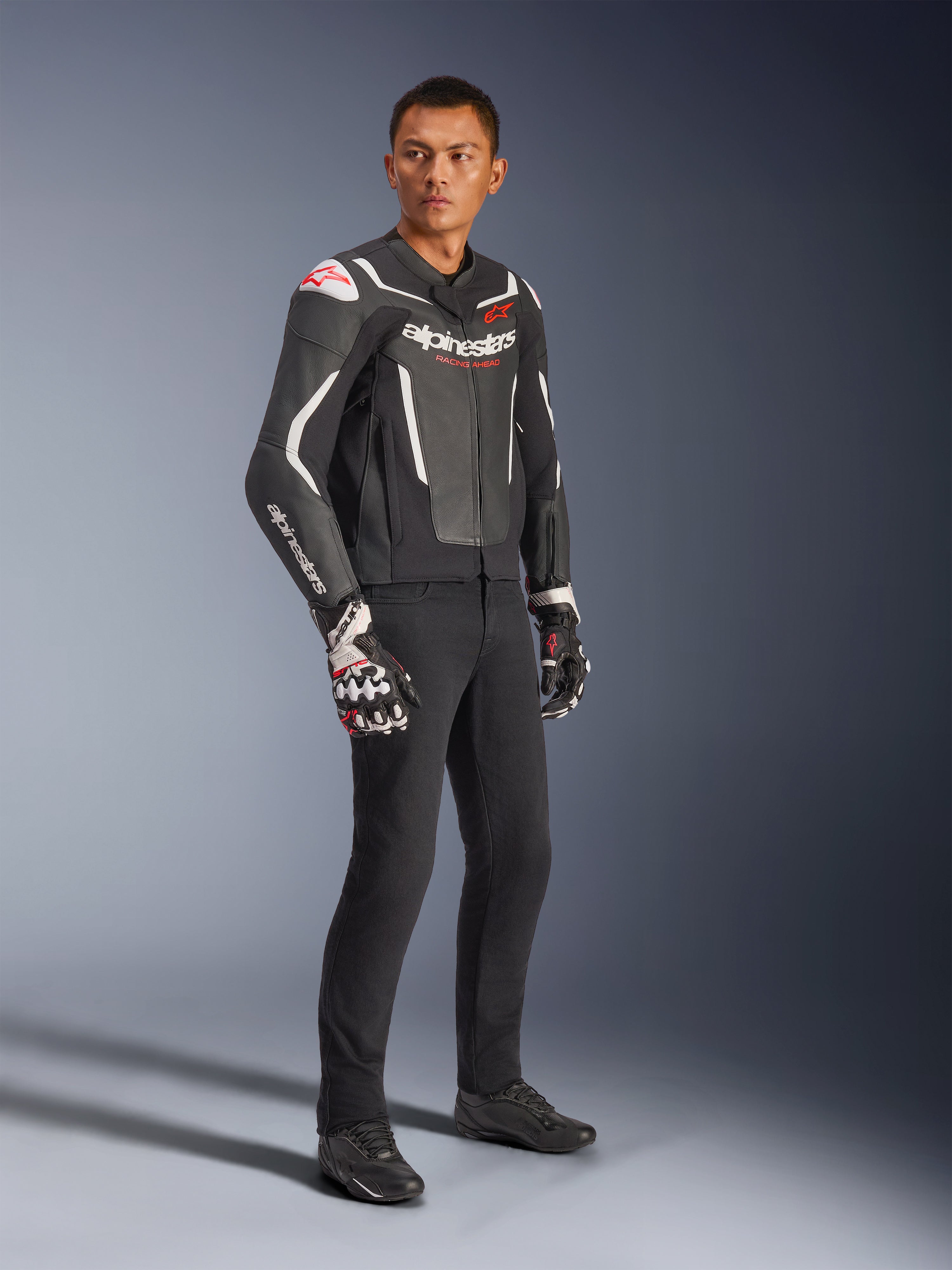 GP Force V2 Leather - Motorcycle Jacket | Alpinestars®