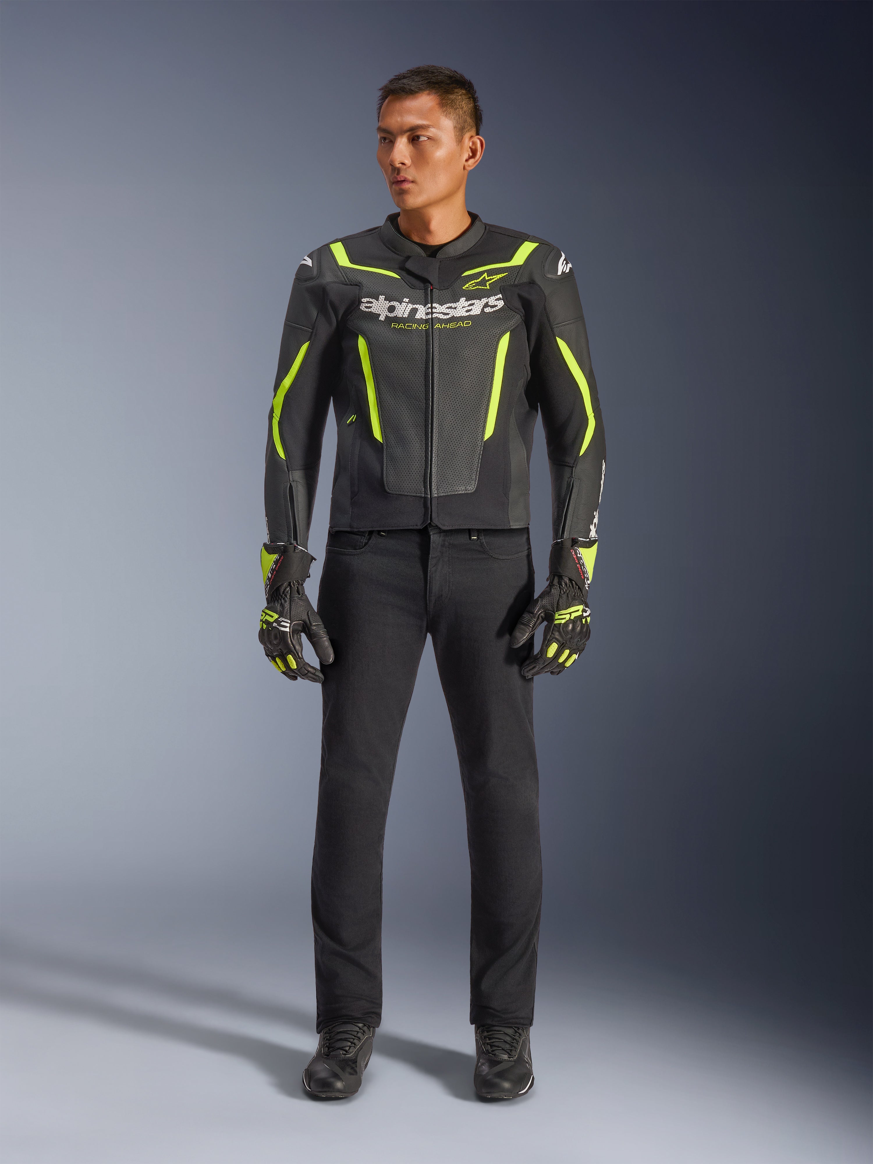 GP Force V2 Air Leather - Motorcycle Jacket | Alpinestars®