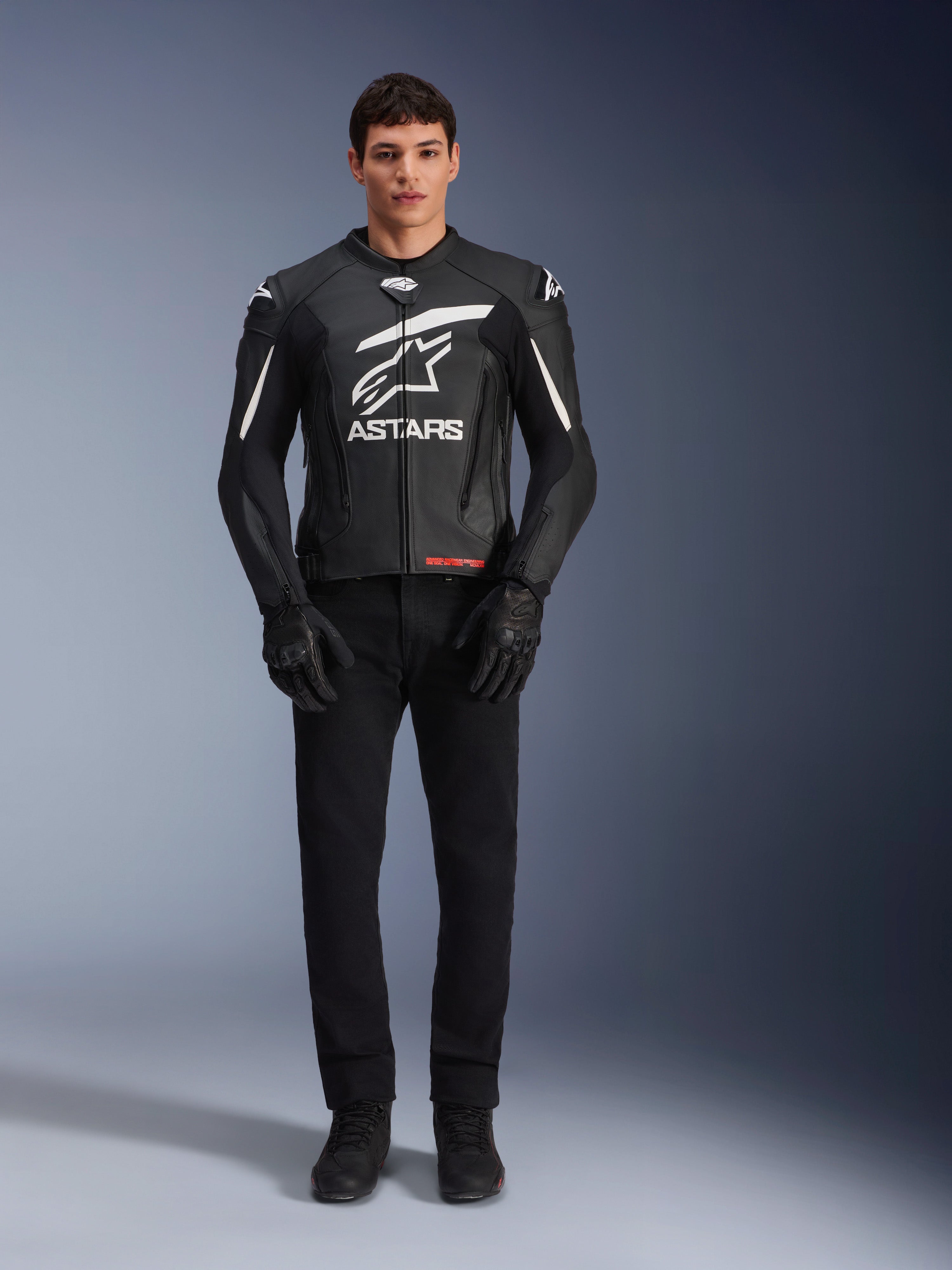 GP Plus V4 Leather Jacket - Motorcycle Jacket | Alpinestars®