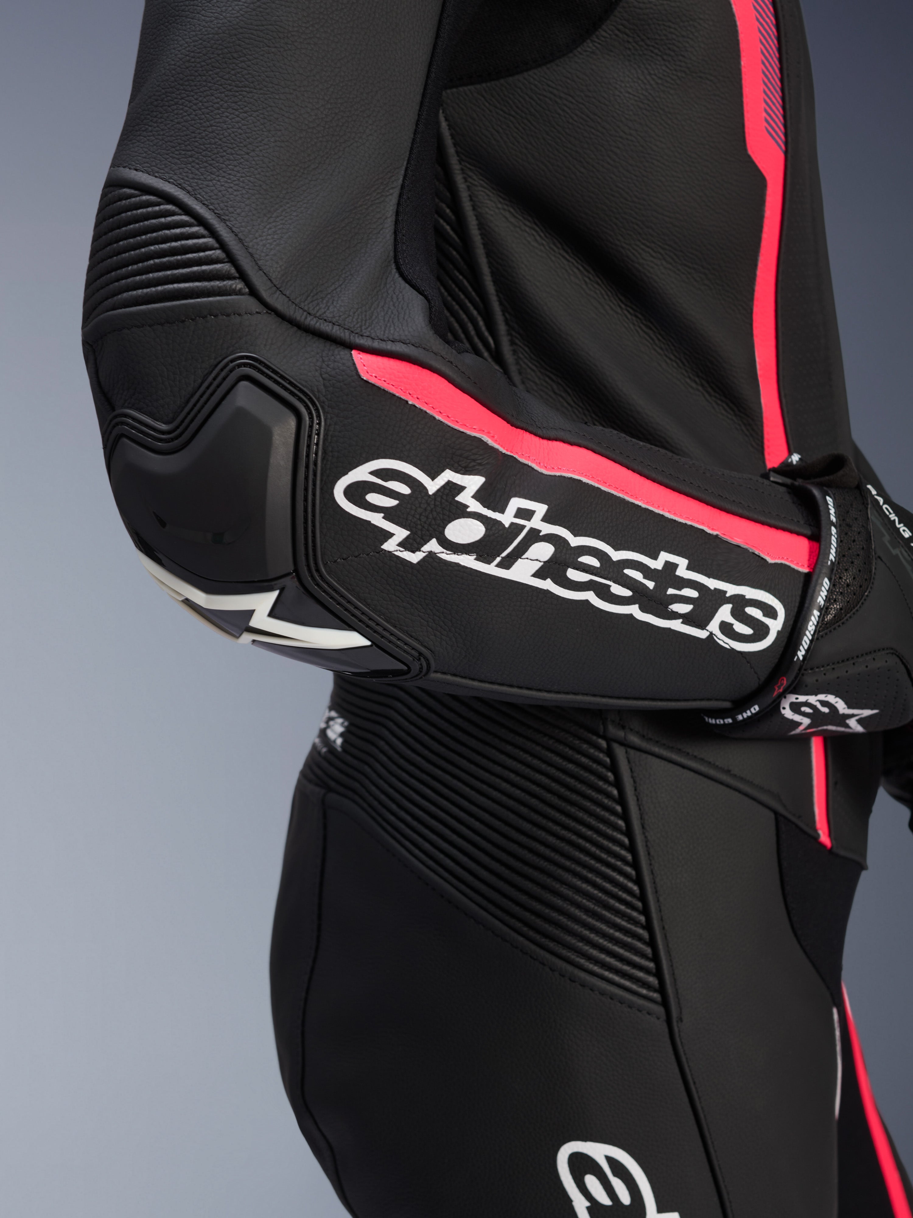 Women Stella Missile V2 1-Piece - Motorcycle Suit | Alpinestars®