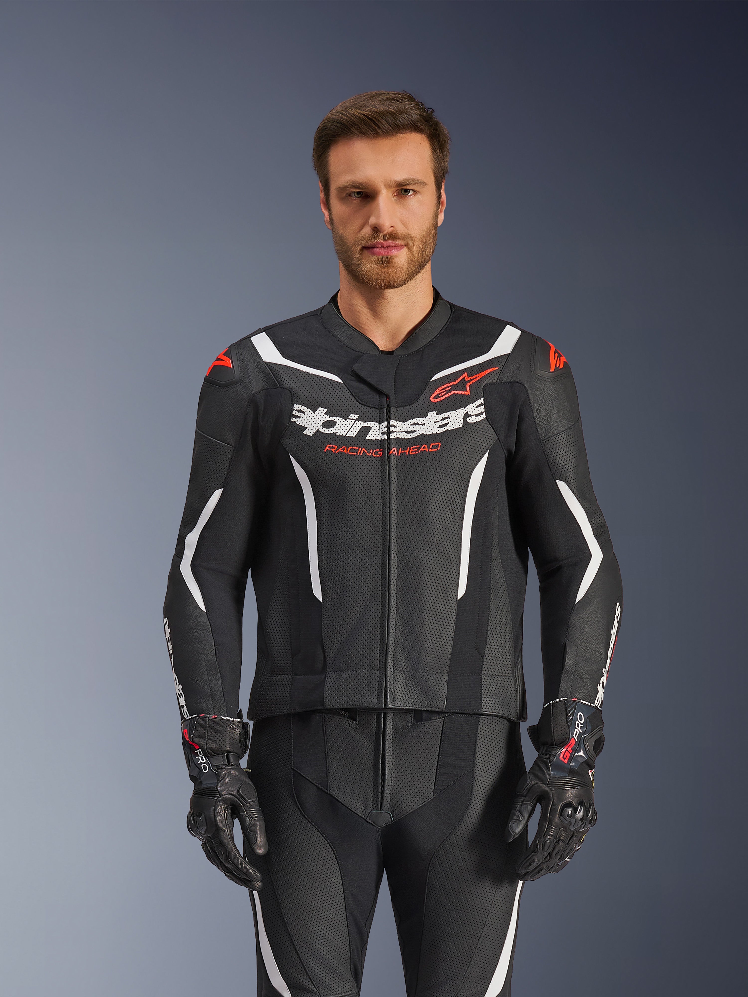 ALPINESTARS GP-FORCE 2pc レーシングスーツ　eu50 GP Force V2 Leather Suit- 2Piece | Alpinestars