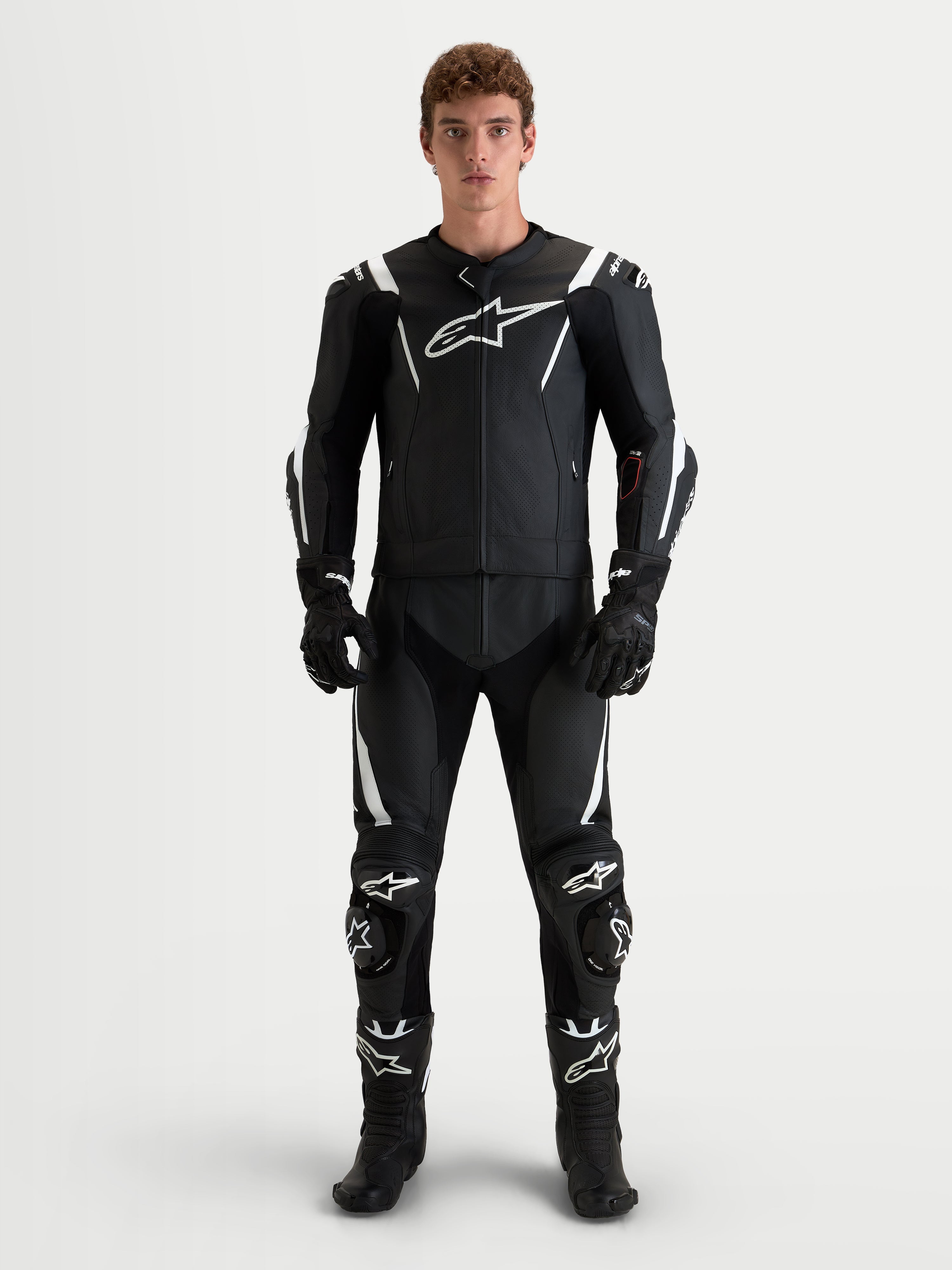 Alpinestars missileレザーライディングスーツ 黒 Missile V3 Leather Suit - 2PC | Alpinestars®