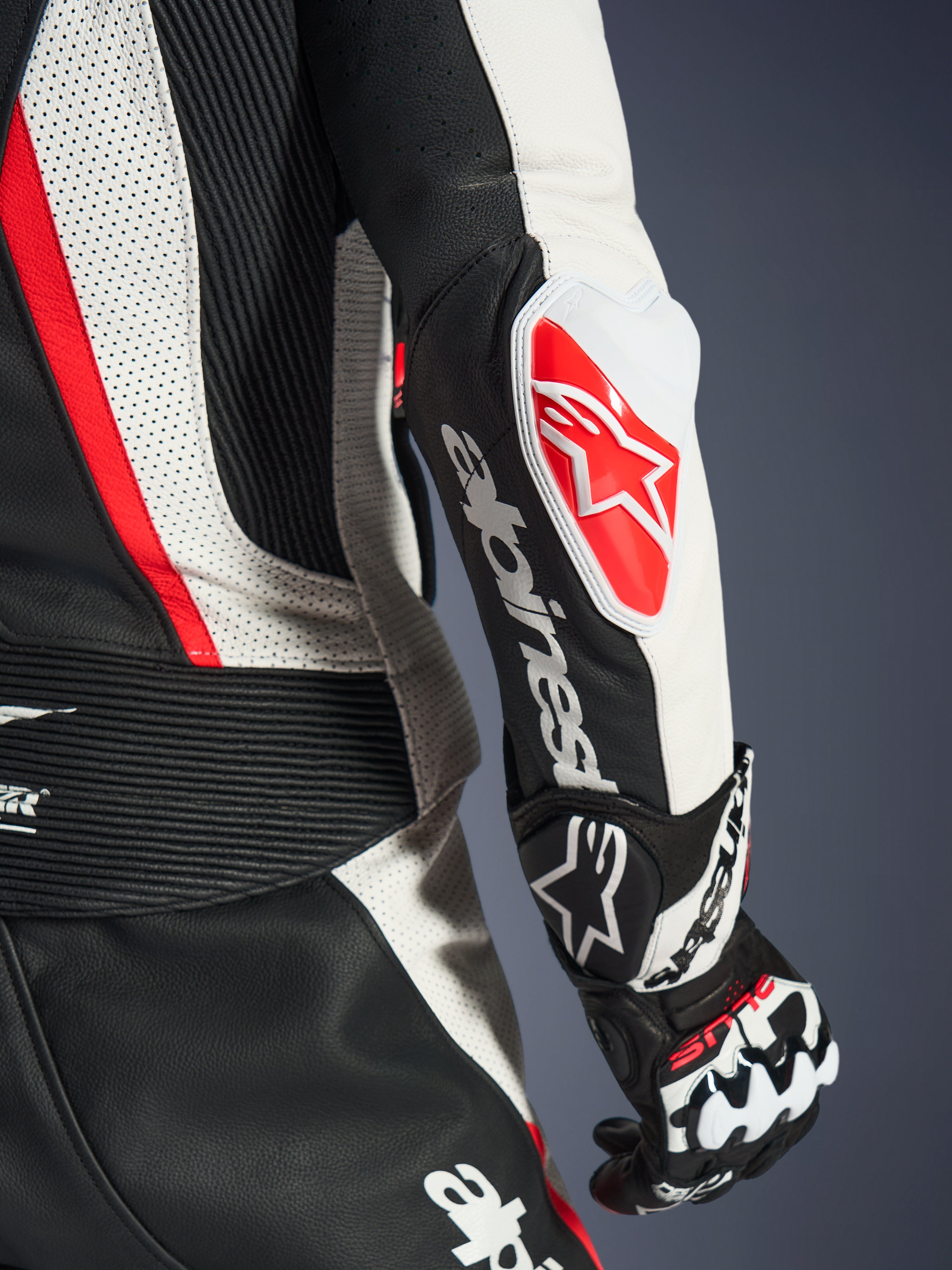Women Stella Gp-R7 Leather Suit - 2Piece | Alpinestars