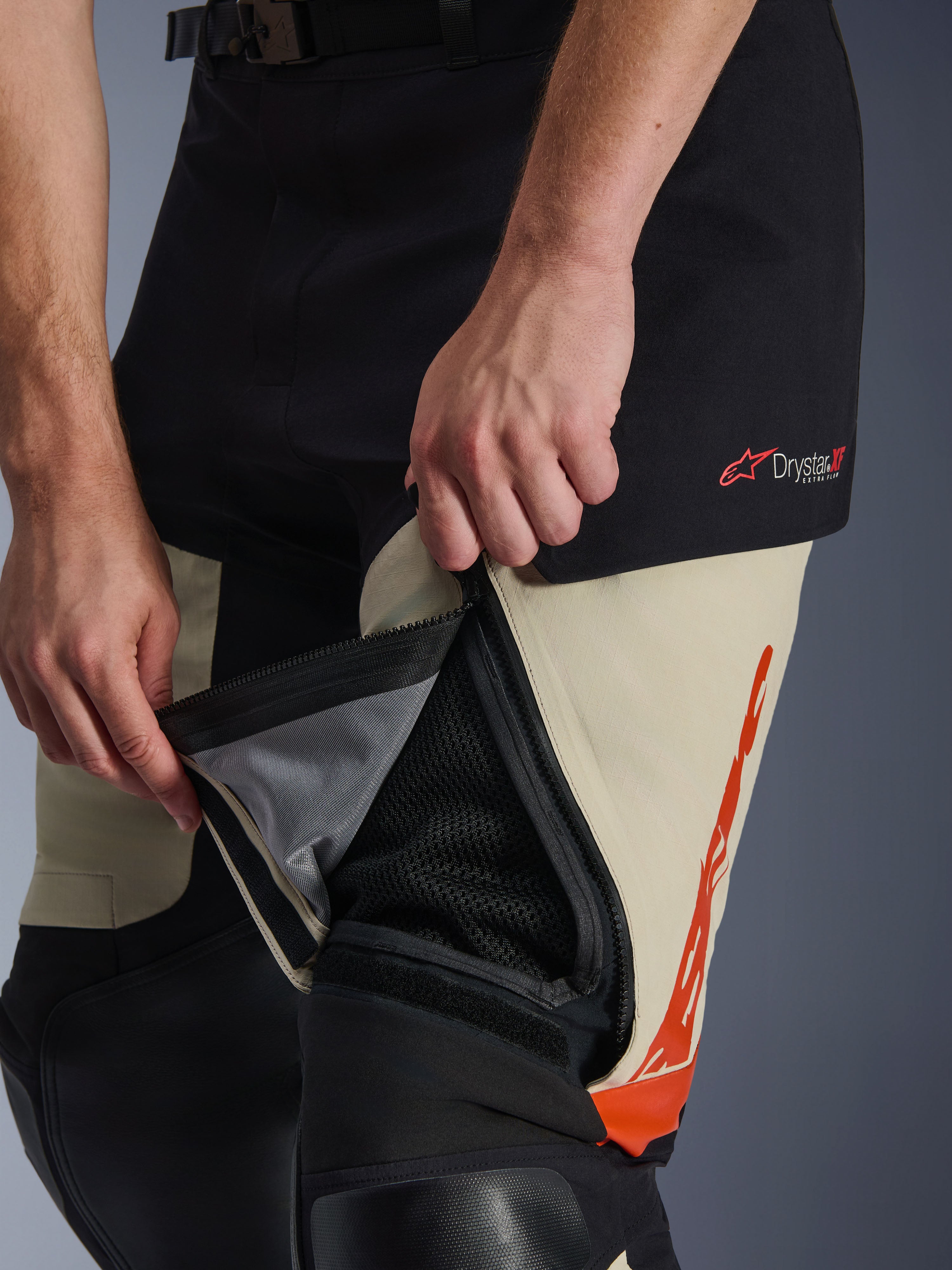 Harok Pro Drystar®XF Laminated - Motorcycle Pants | Alpinestars®