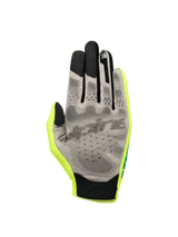 Sim Gloves Graphic 1