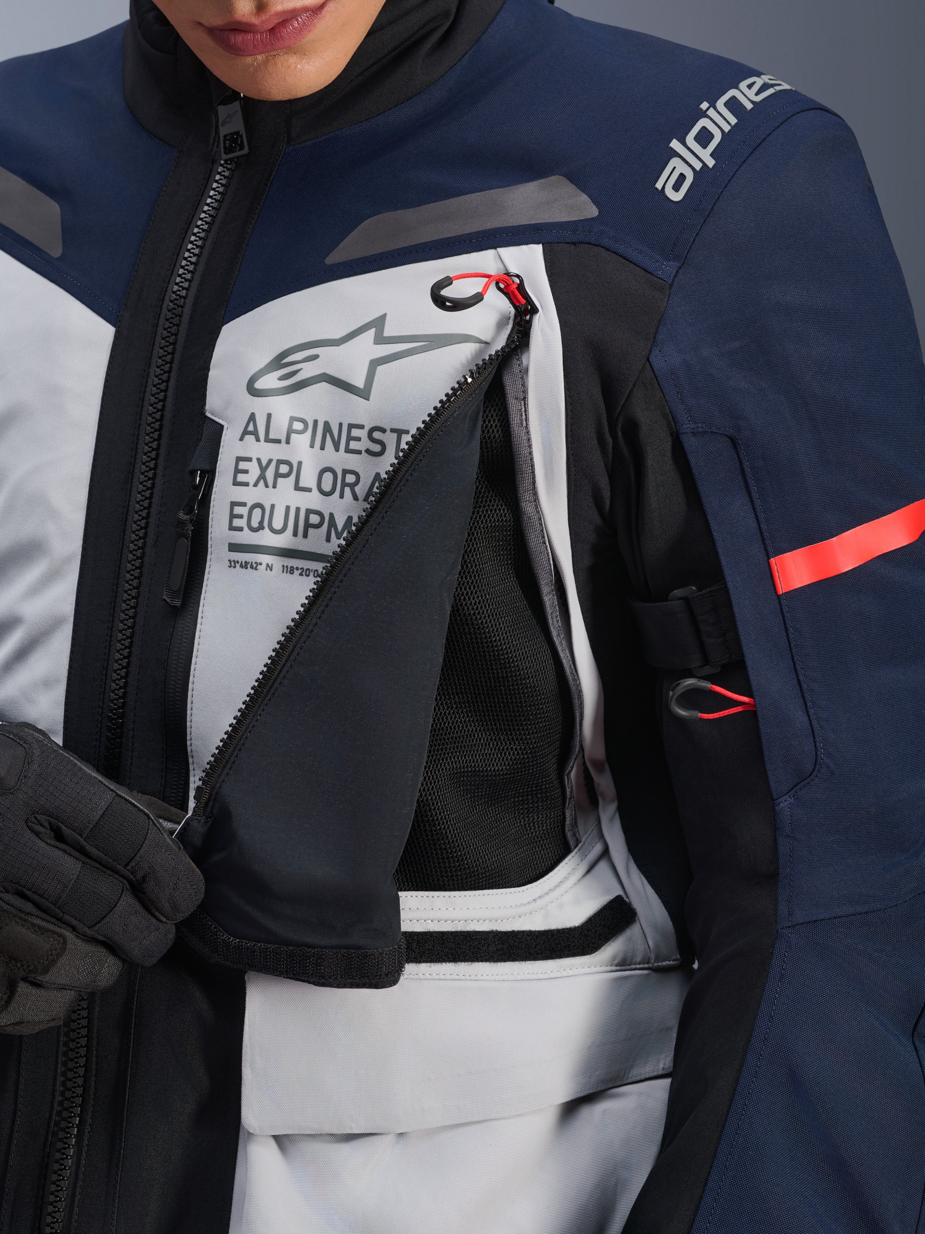 ST-7 2L Gore-Tex - Motorcycle Jacket | Alpinestars®