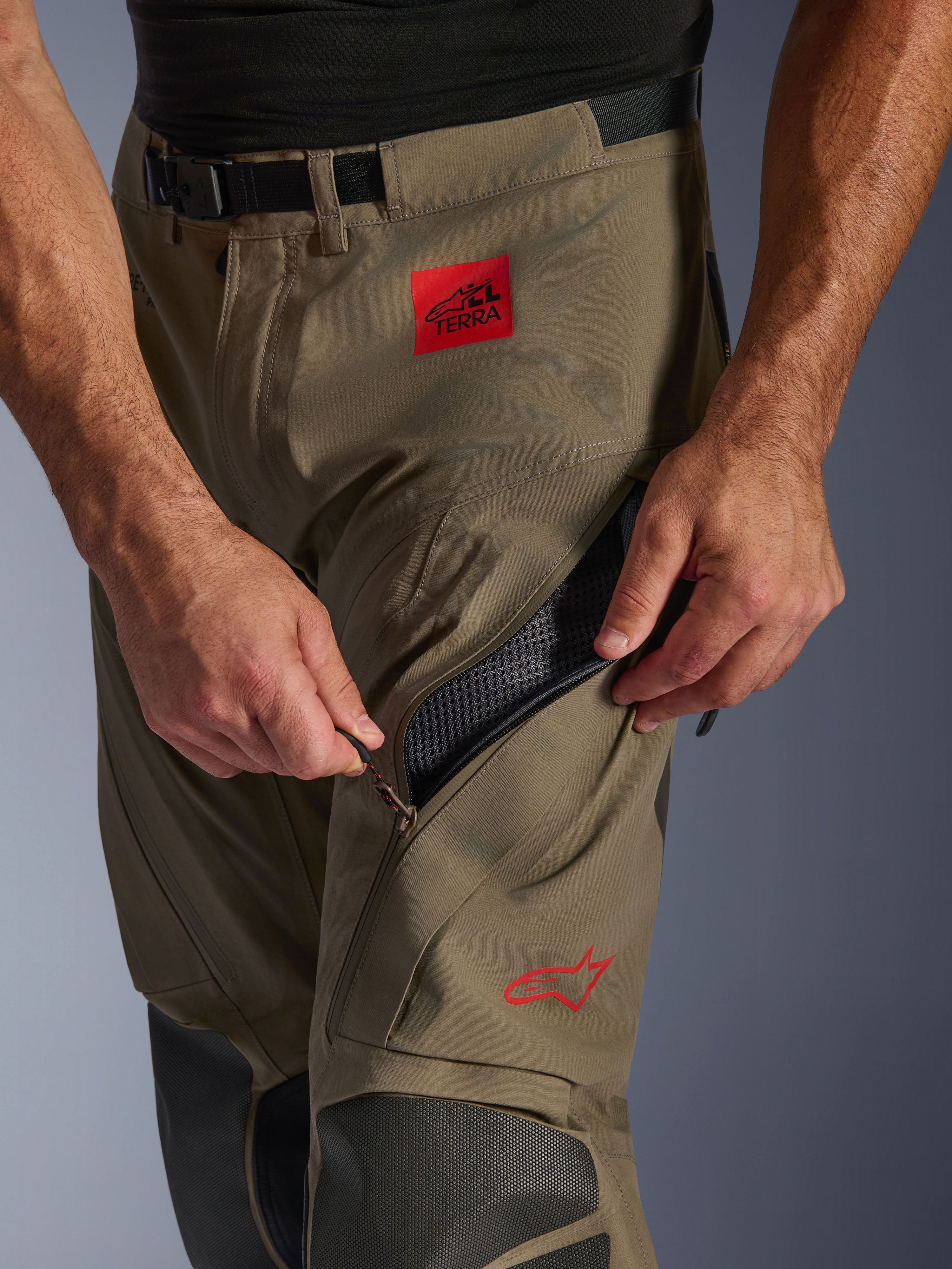 Nazca 3L Gore-Tex Pro - Motorcycle Pants | Alpinestars®
