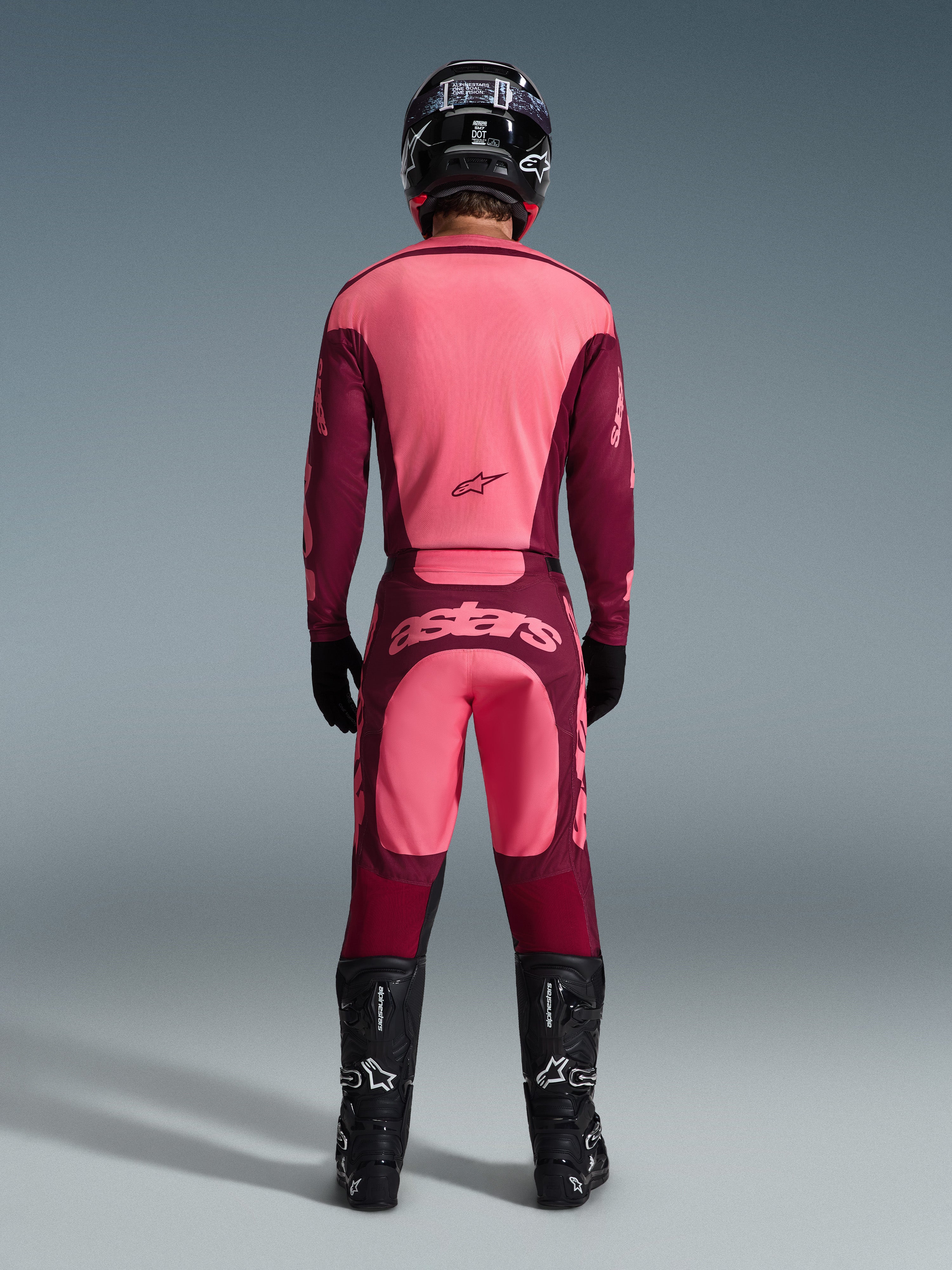 2026 Racer Riway Gear Set