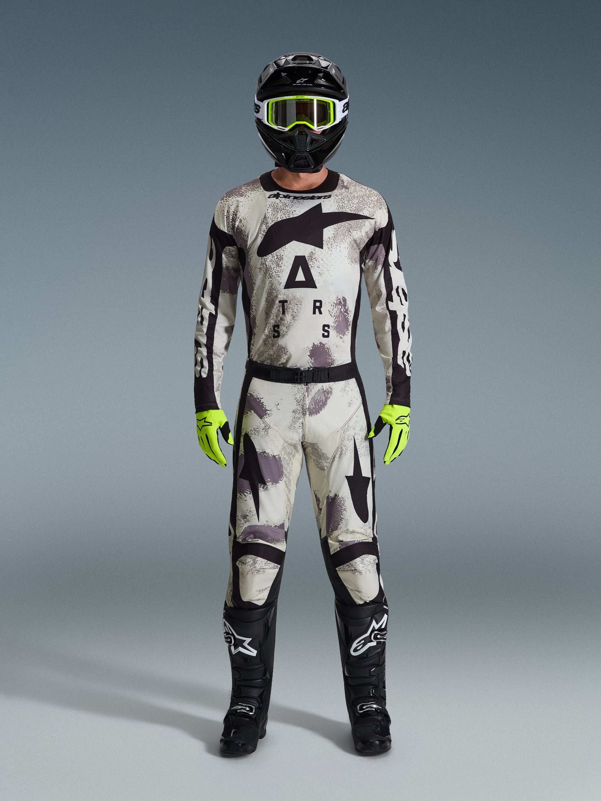 2026 Racer Lahnd Gear Set
