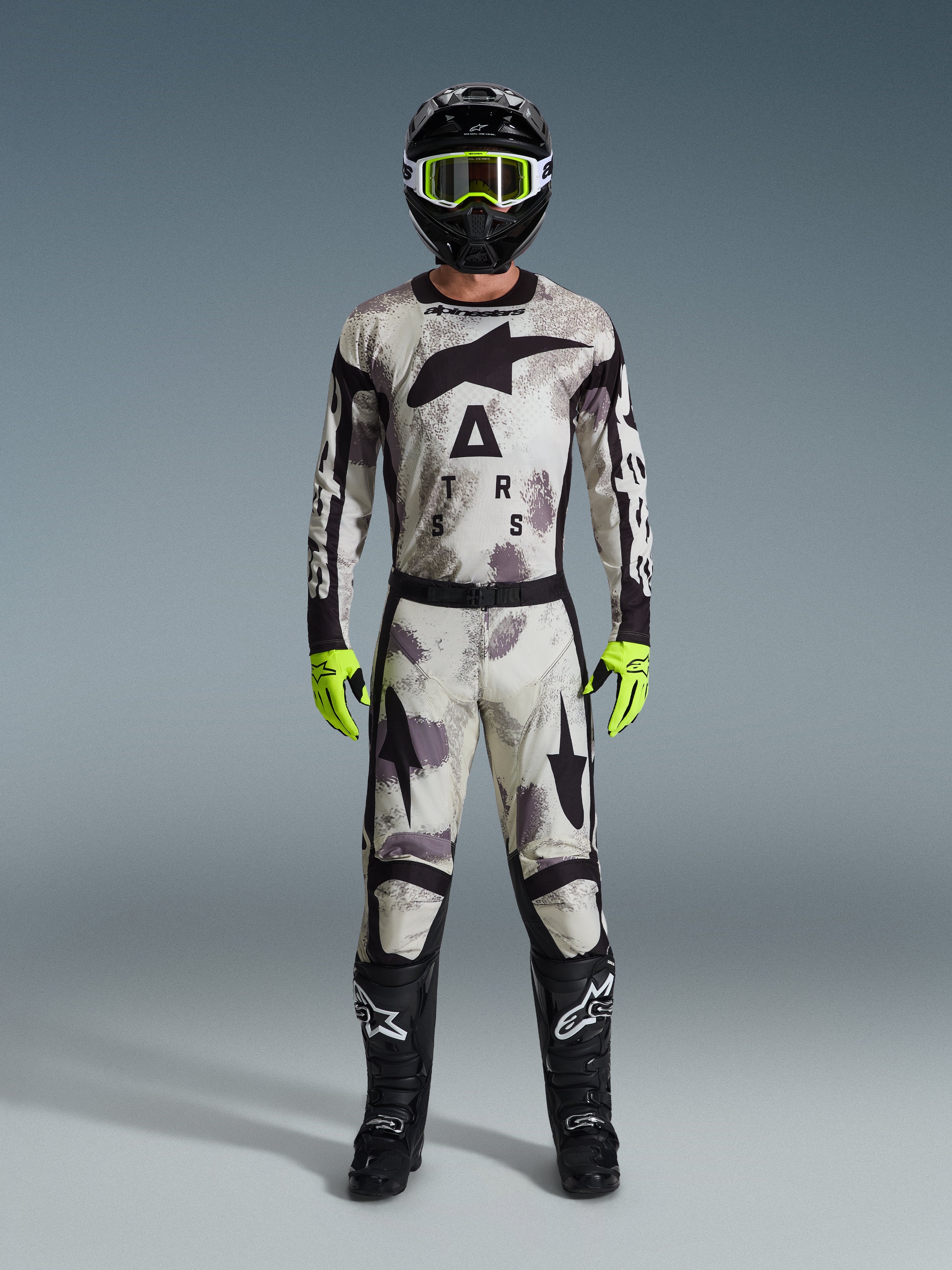2026 Racer Lahnd Gear Set
