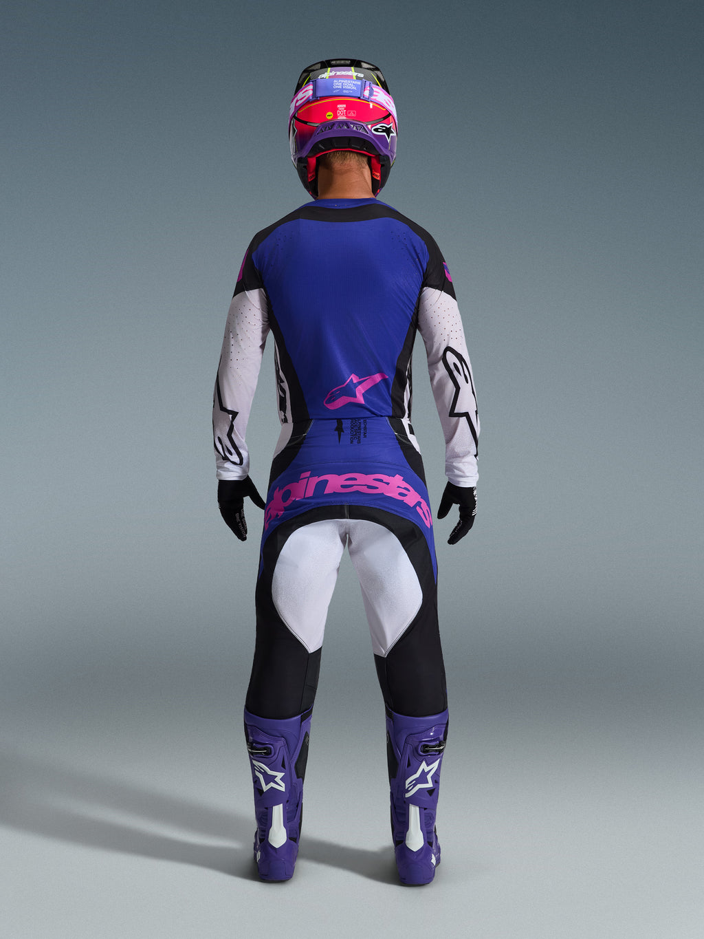 2026 Techstar Knif Gear Set