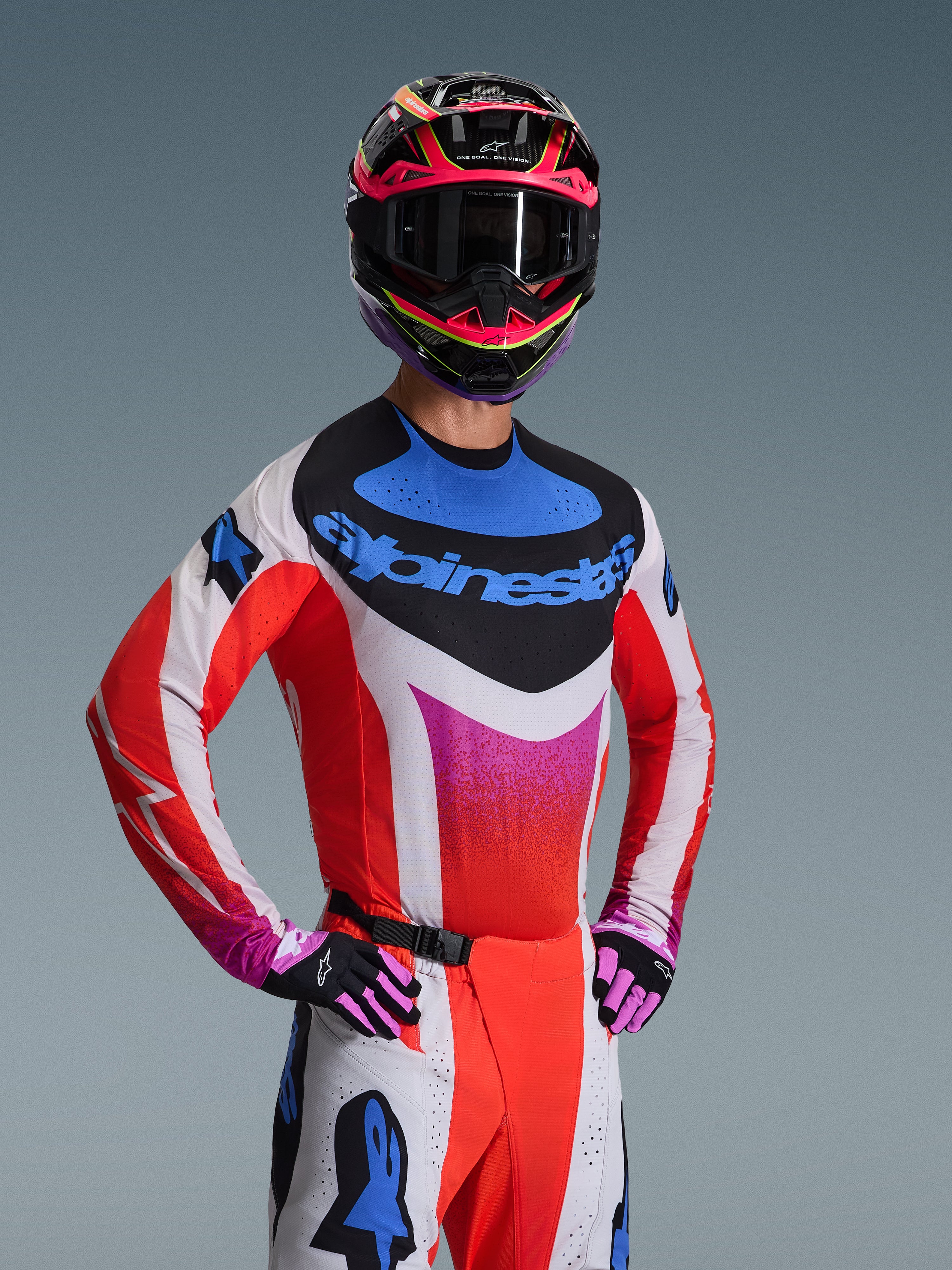 2026 Techstar Knif Gear Set