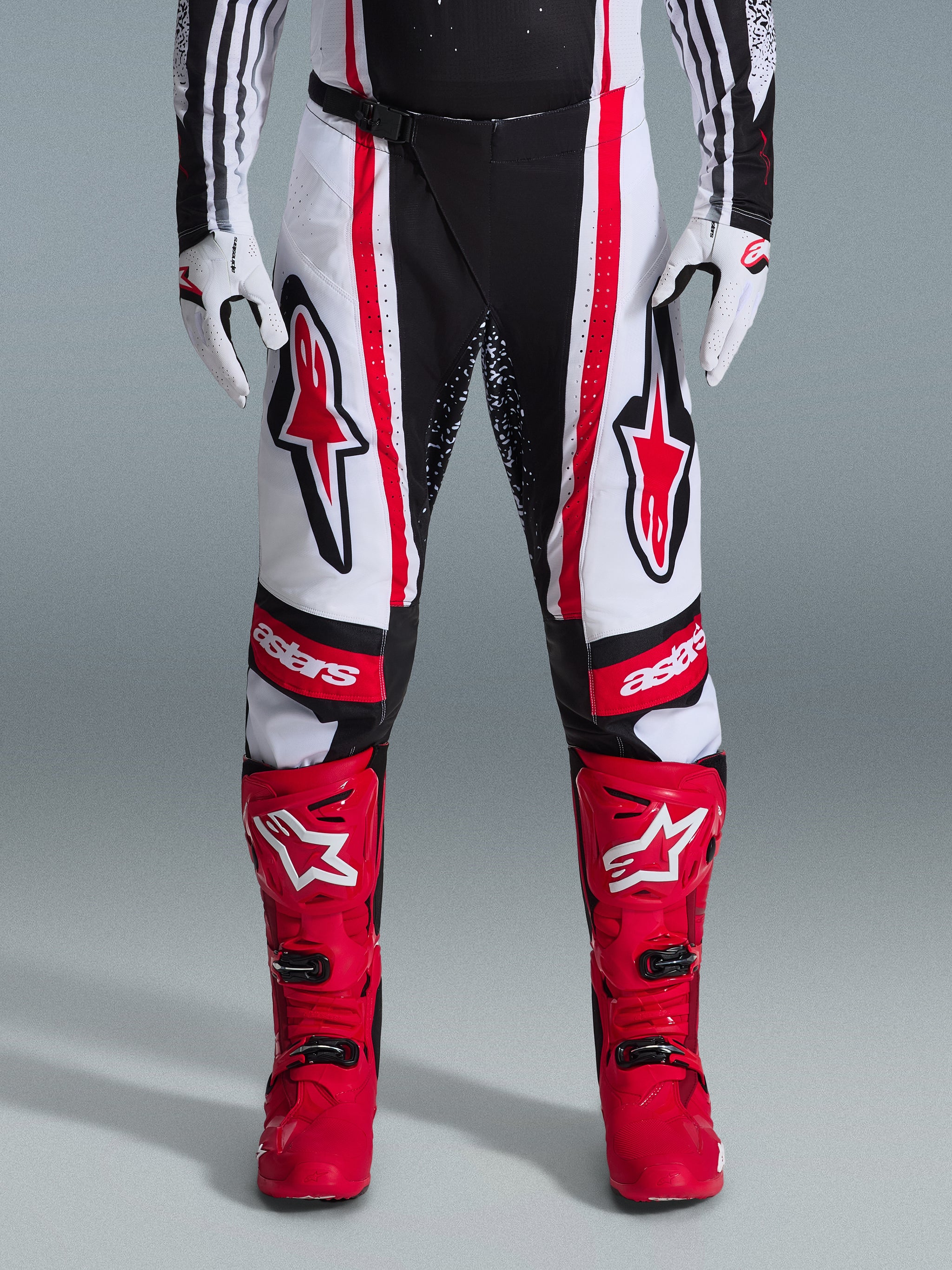 2026 Techstar Nomur Gear Set