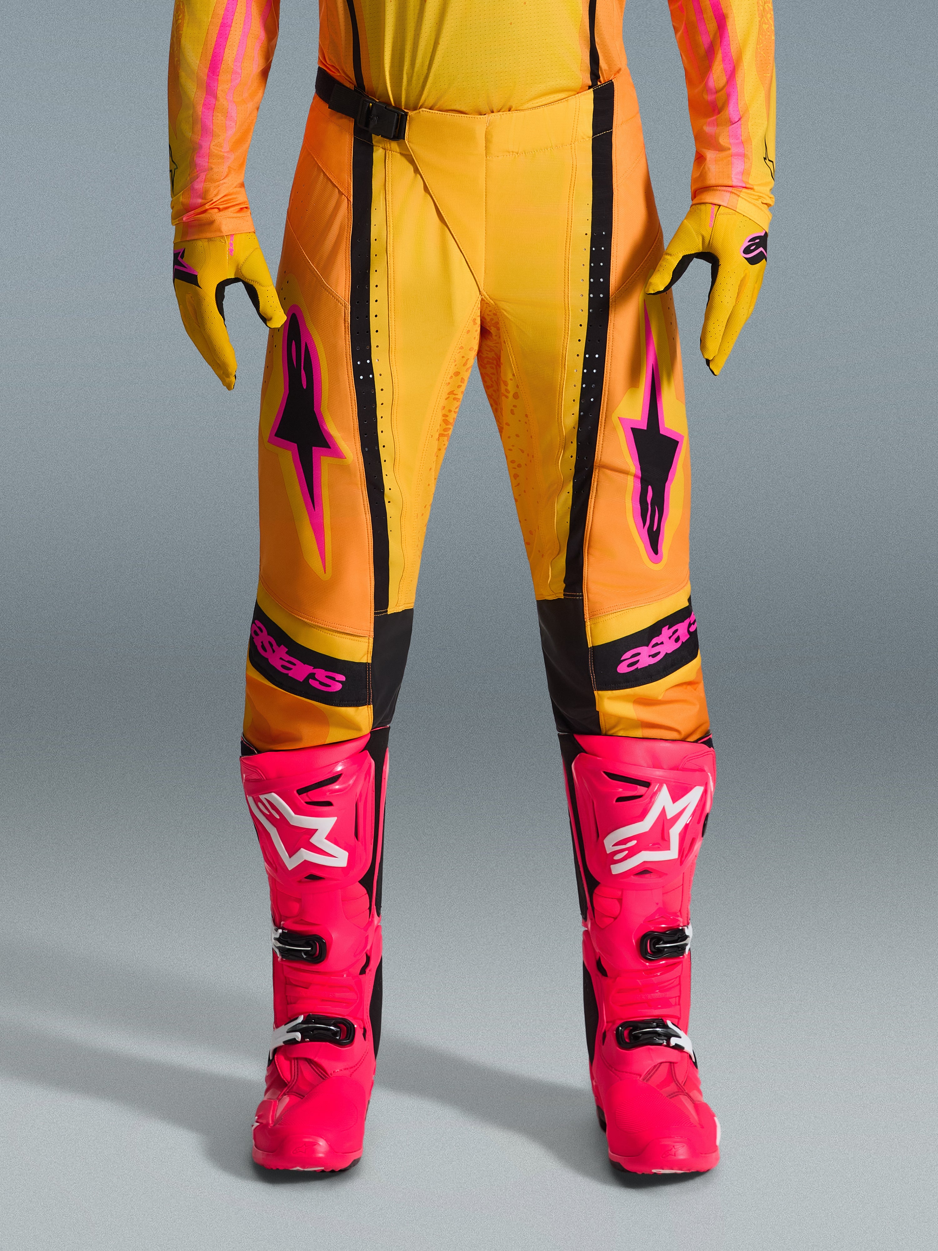 WHIZLIMITED 2026SSネオンイエロー 2026 Techstar Nomur Gear Set