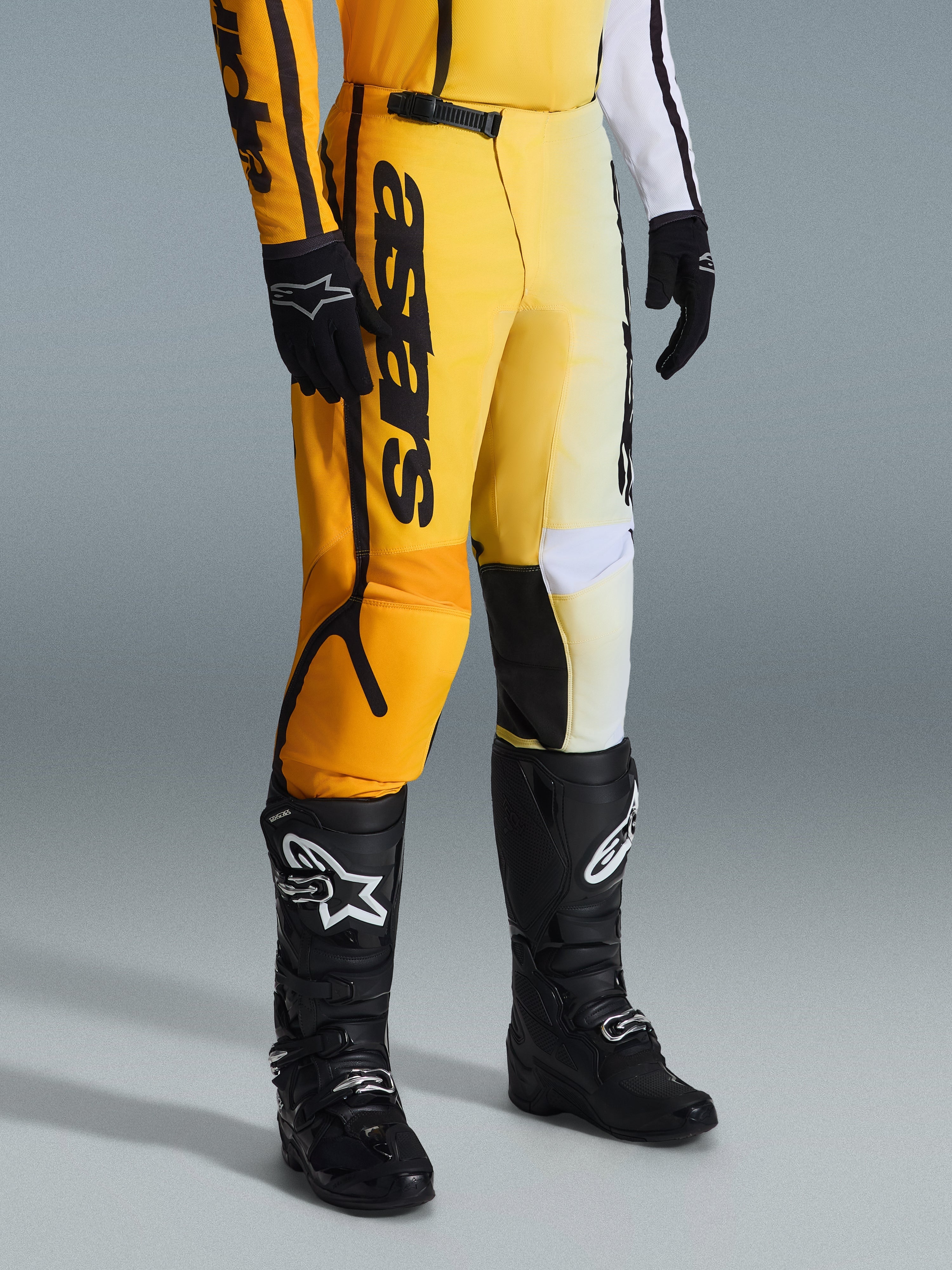 2026 Fluid Apex - MX Pants | Alpinestars®