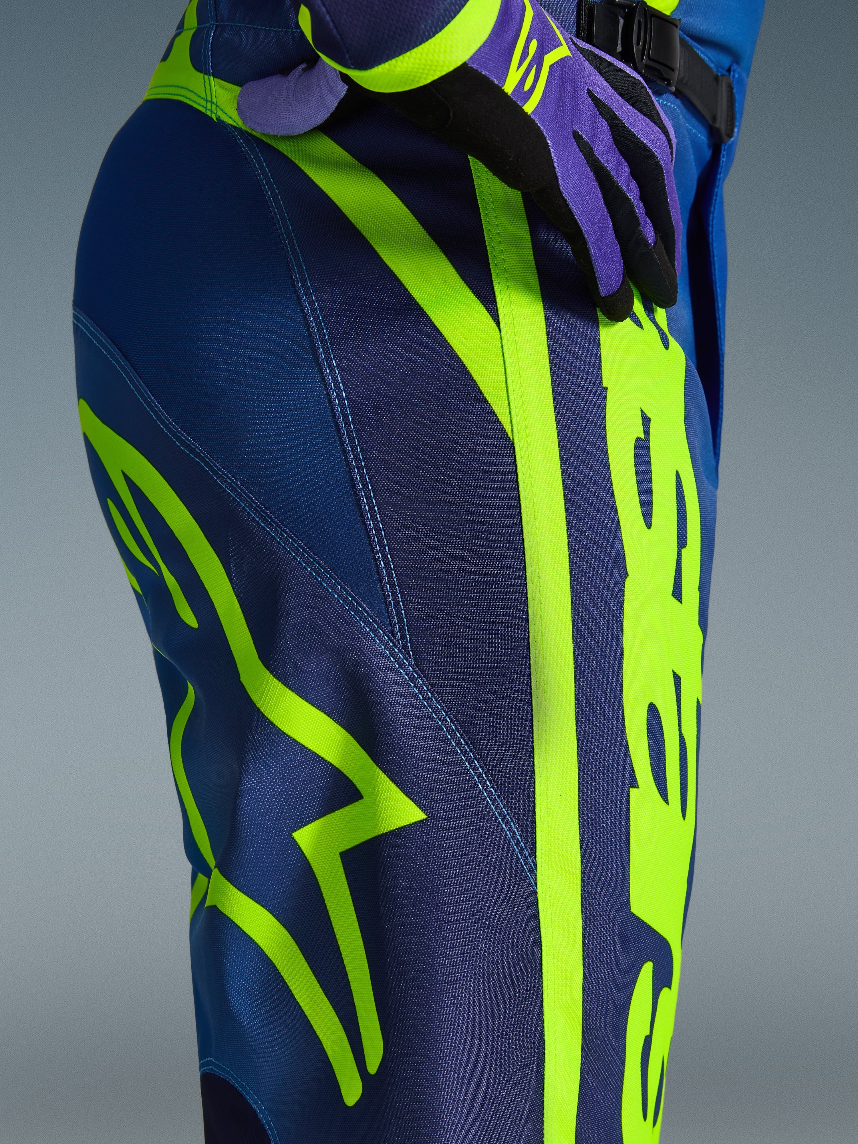 2026 Fluid Apex - MX Pants | Alpinestars®