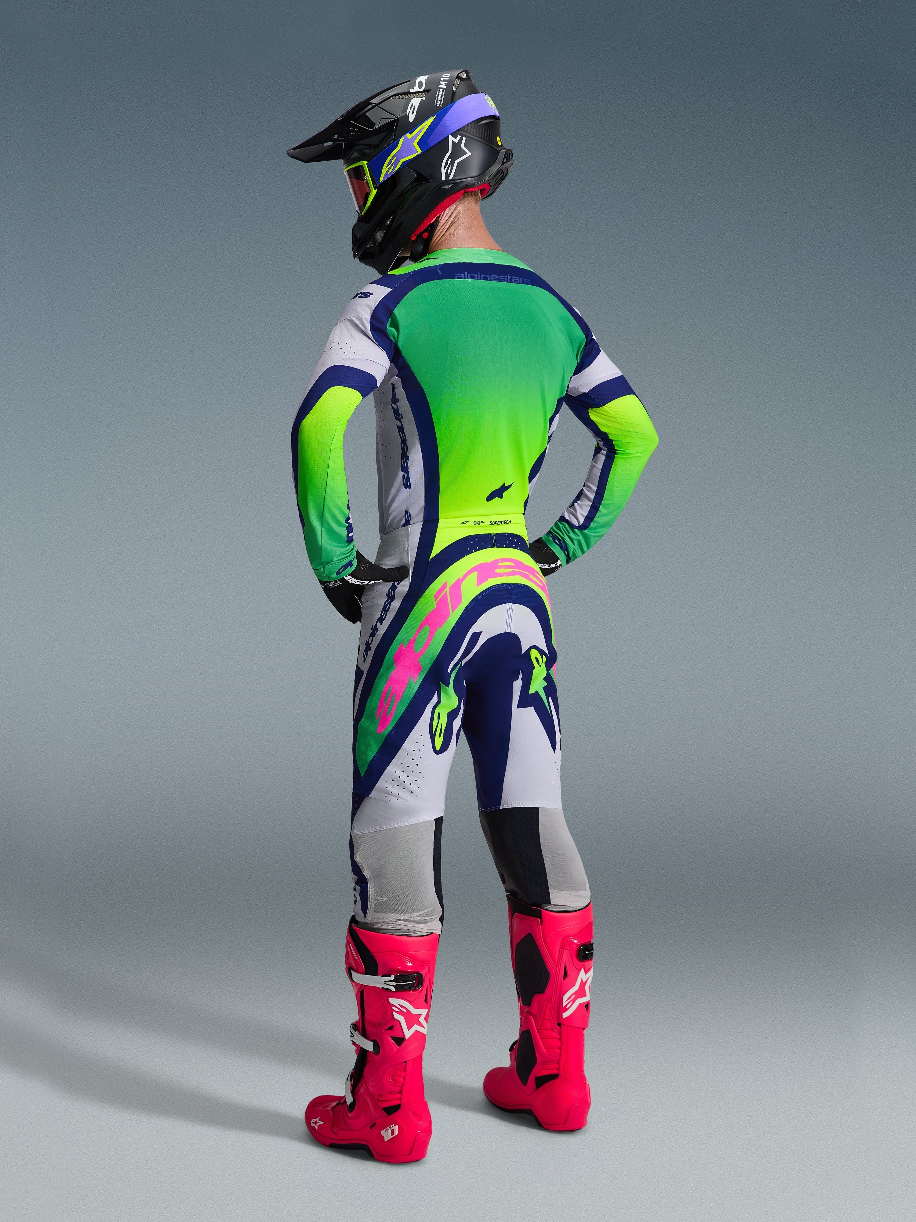 パンツ BROCHURE 2025 Supertech Maker - Motorcycle Pants | Alpinestars®