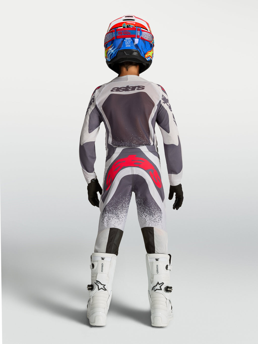 Youth Supertech Swan Gear Set