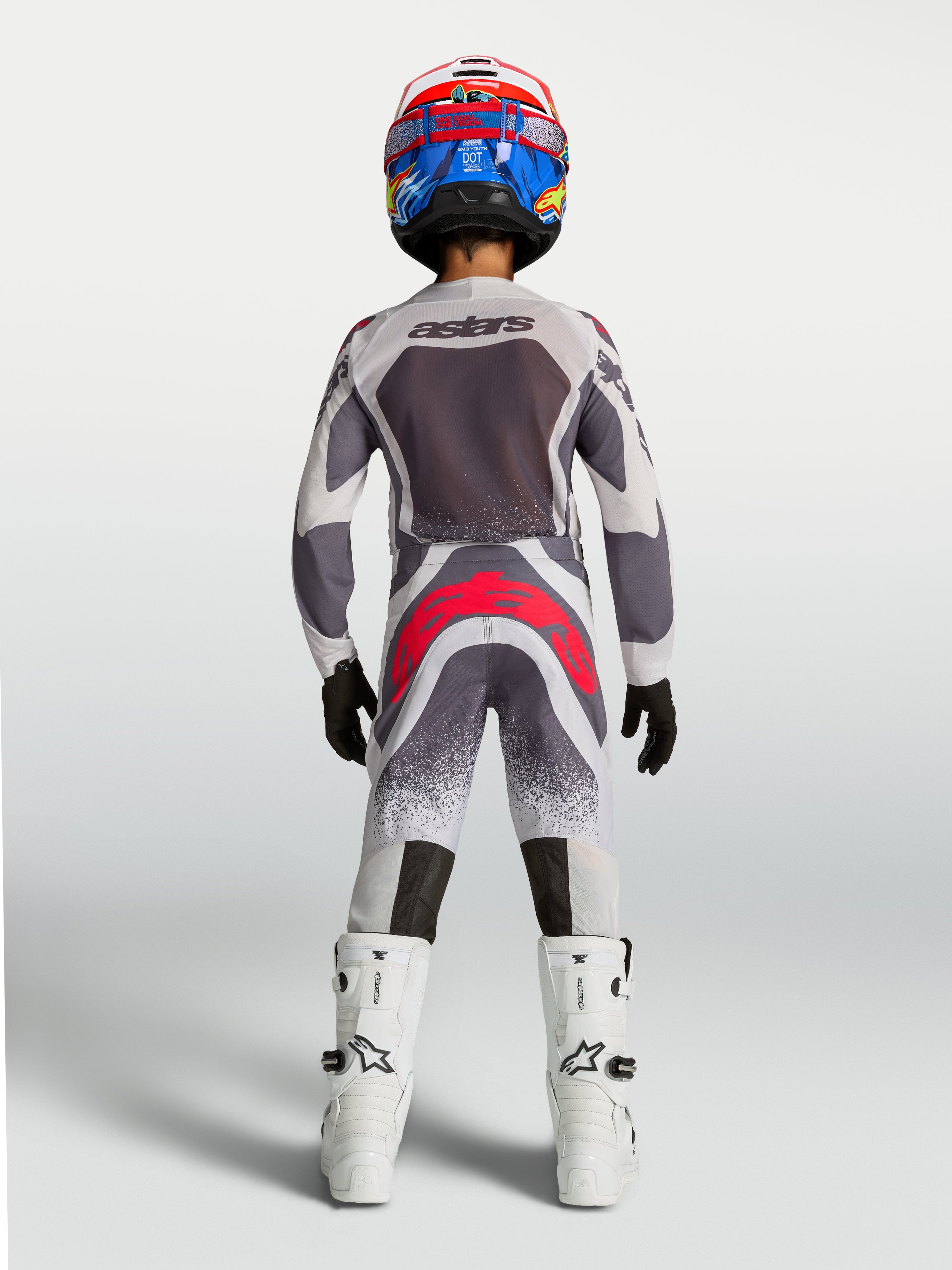 Youth Supertech Swan Gear Set