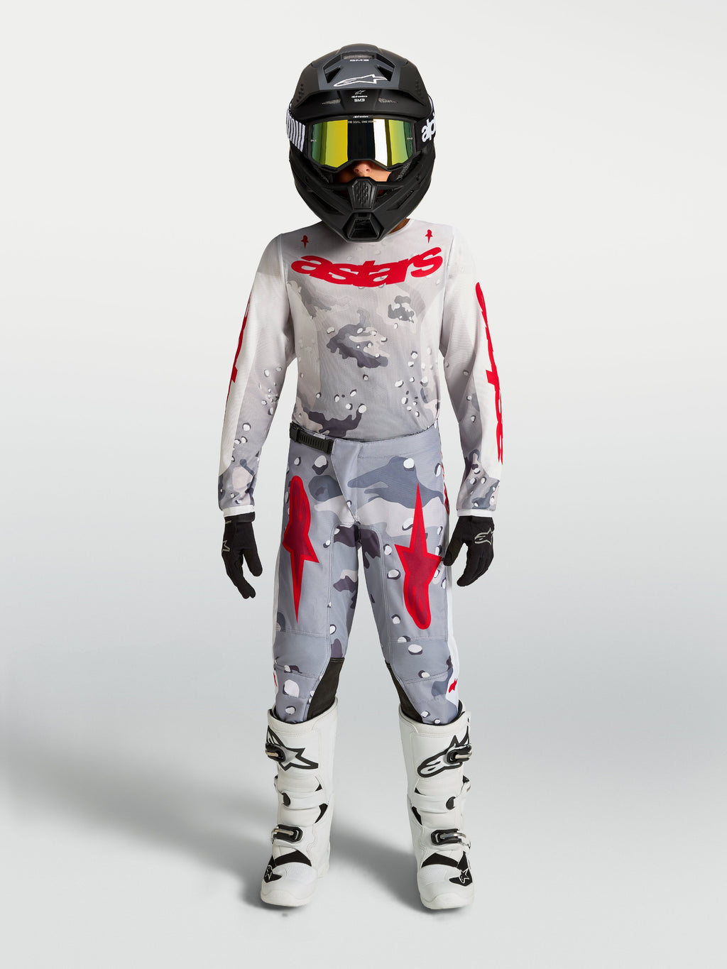 Youth Fluid Lone Gear Set