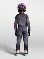 Youth Fluid Lone Gear Set
