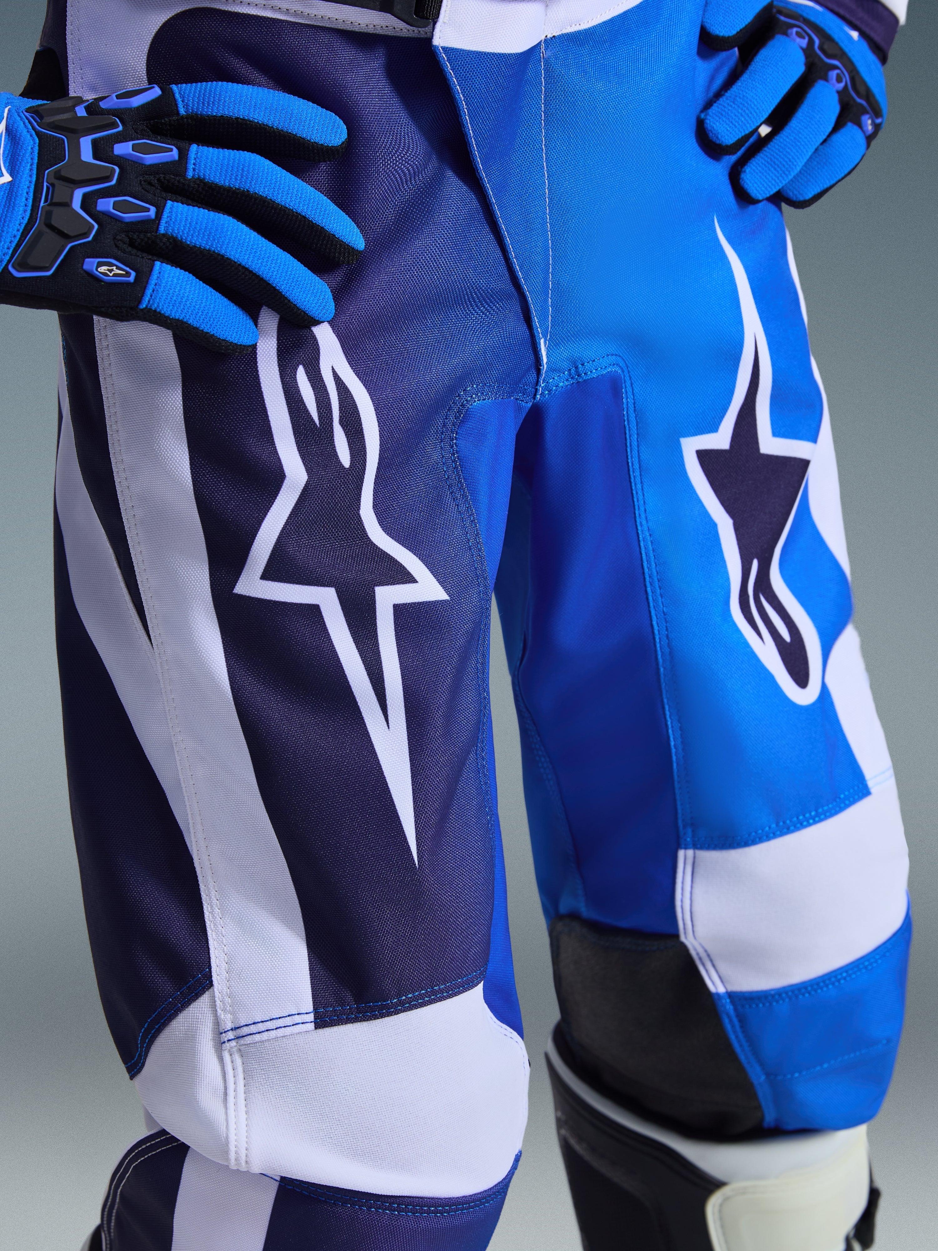2026 Youth Fluid Portl - MX Pants | Alpinestars®