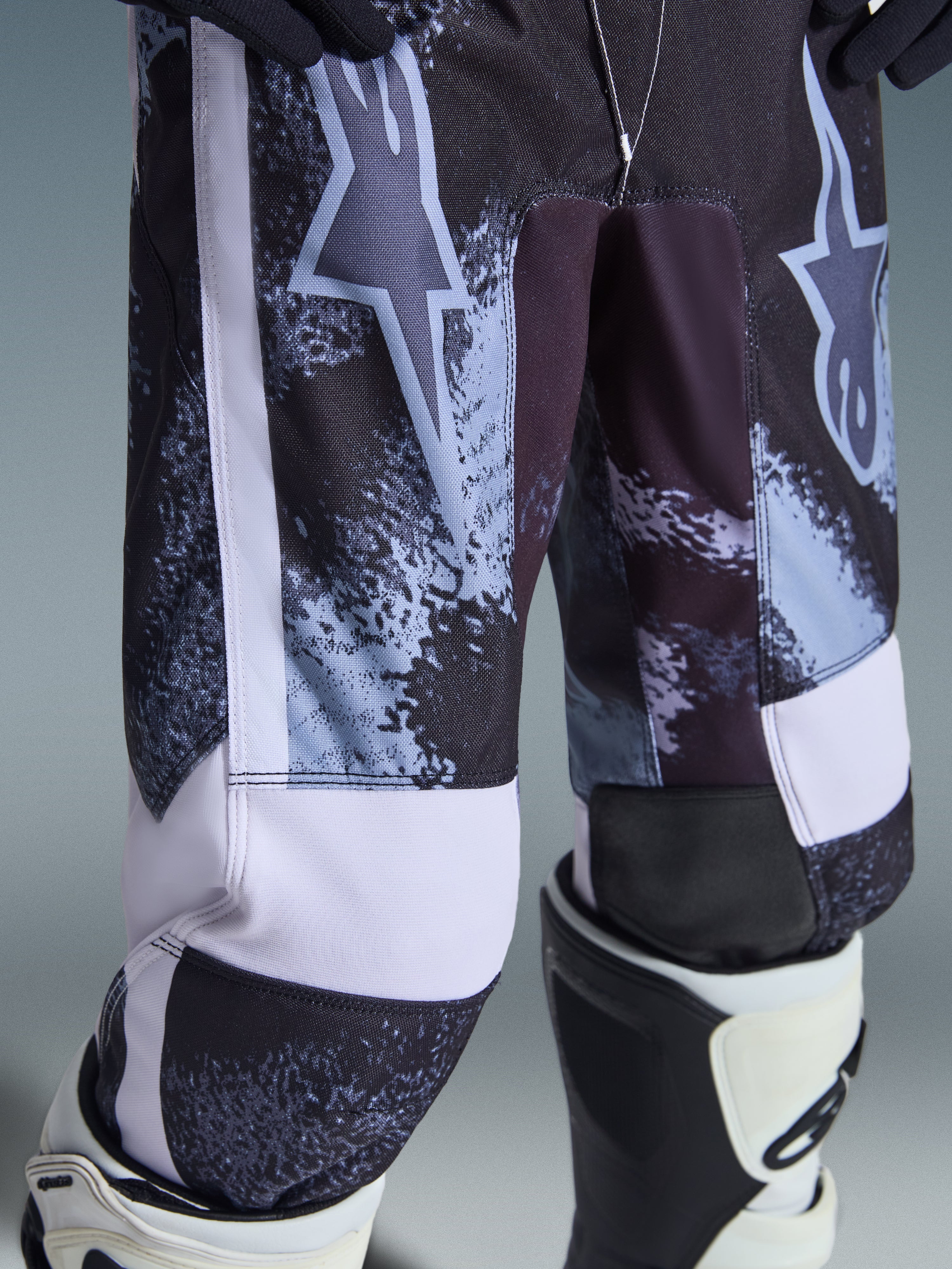 2026 Youth Fluid Lahnd - MX Pants | Alpinestars®