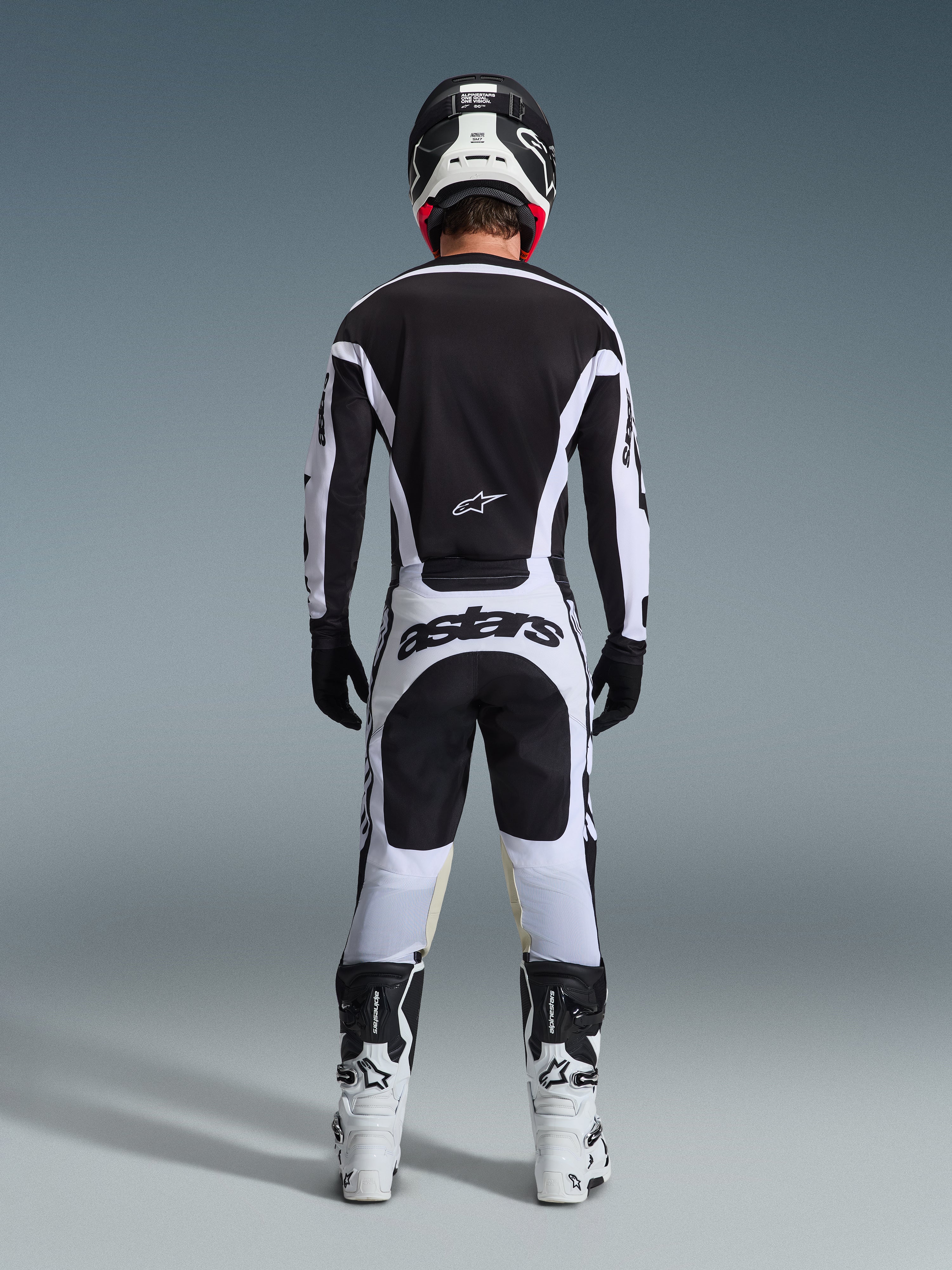 2026 Racer Riway Gear Set