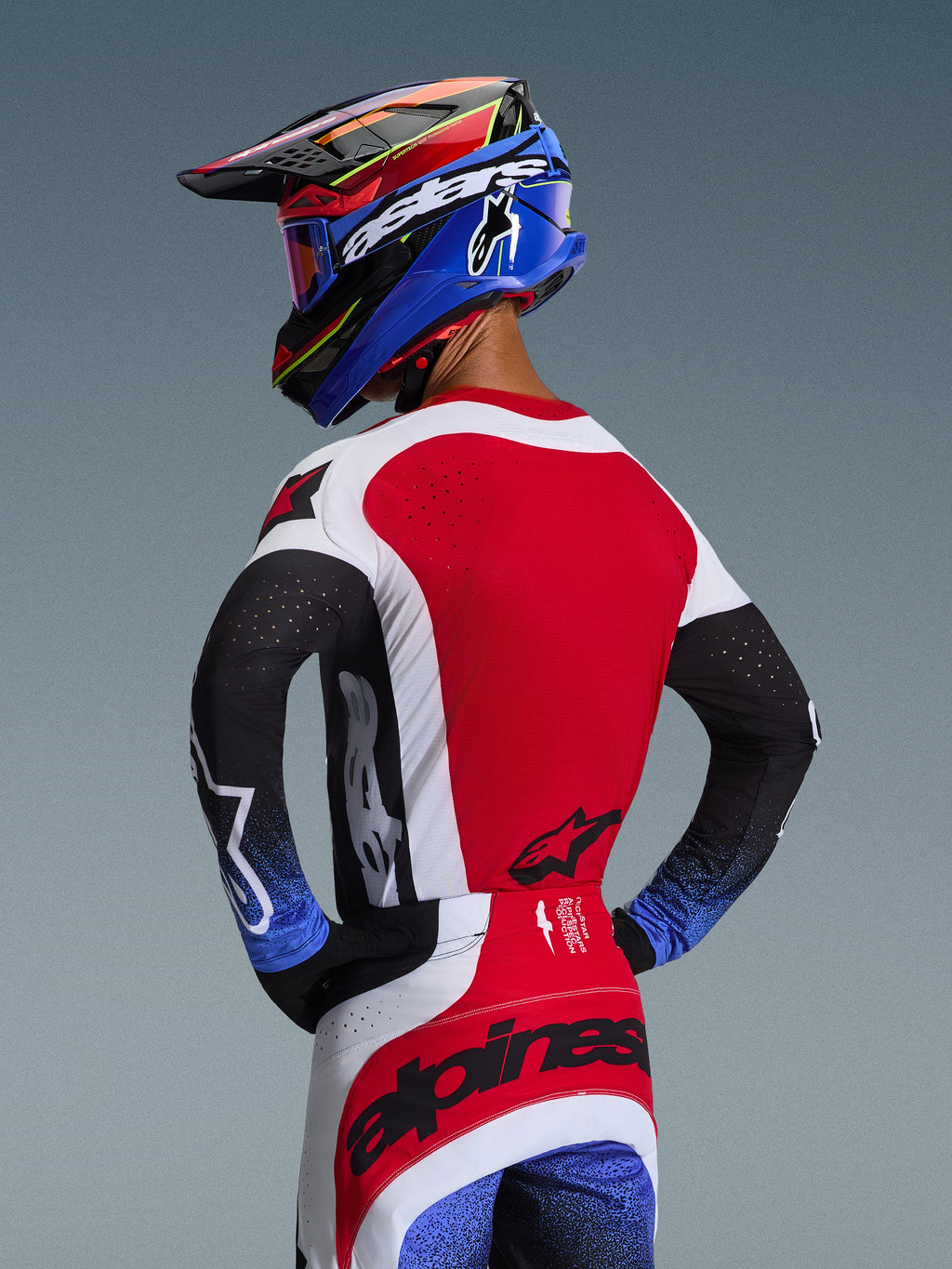 2026 Techstar Knif Gear Set