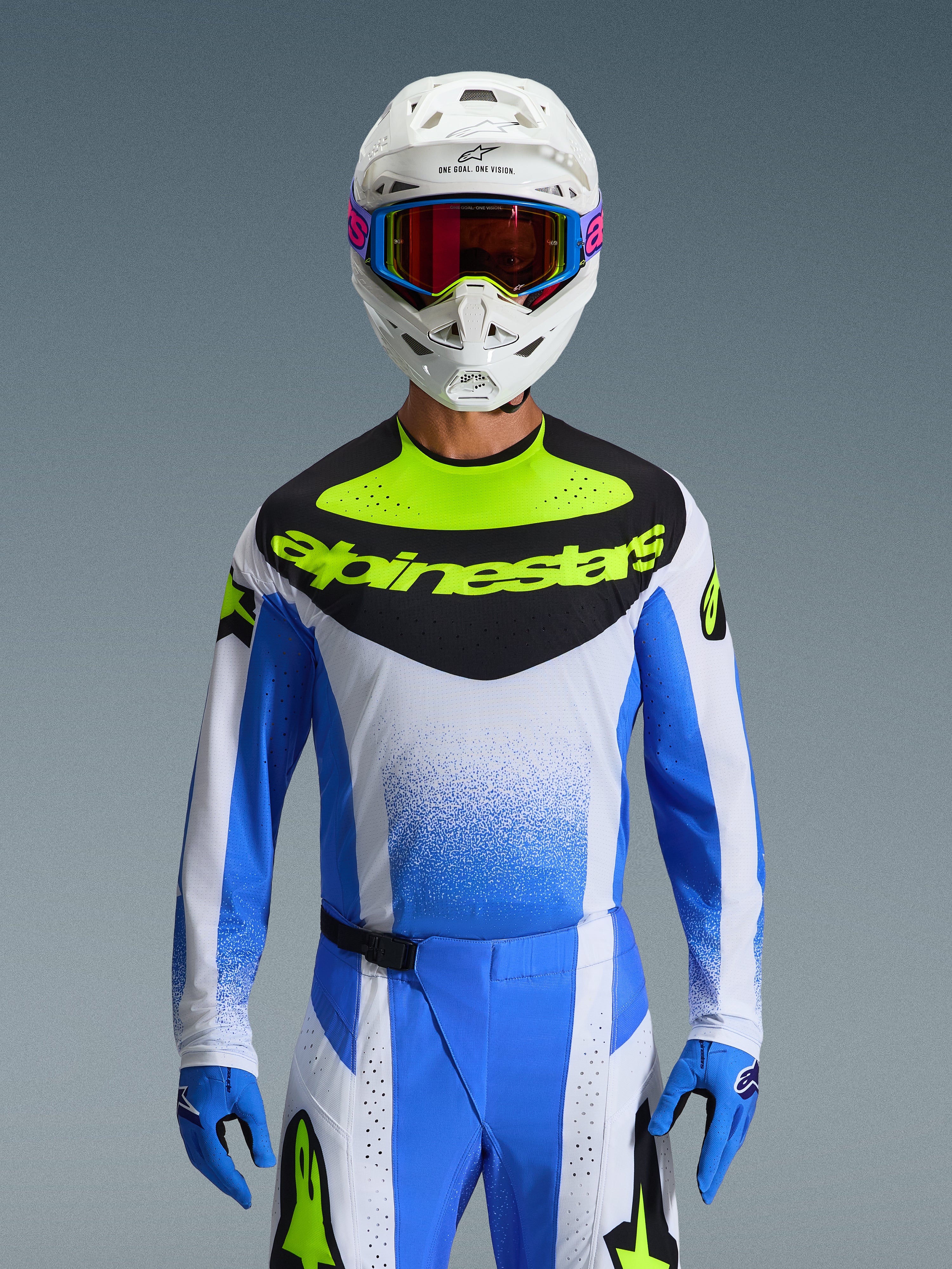 2026 Techstar Knif Gear Set