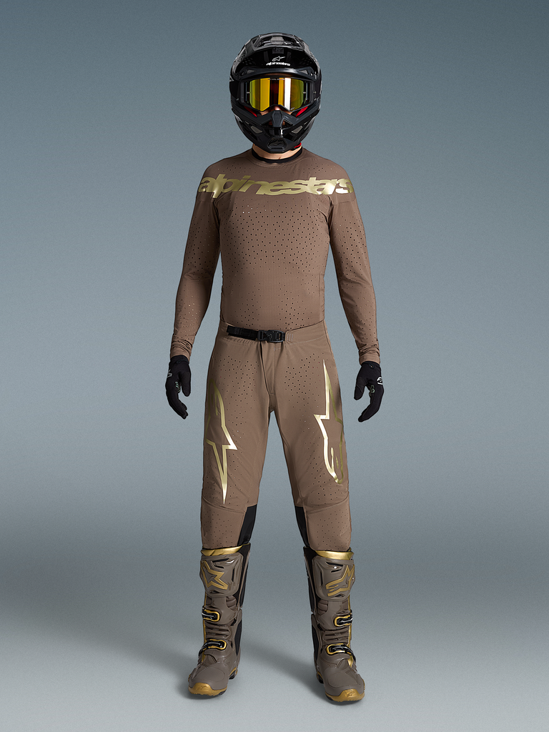 Limited Edition Supertech Air Gold Gear Set