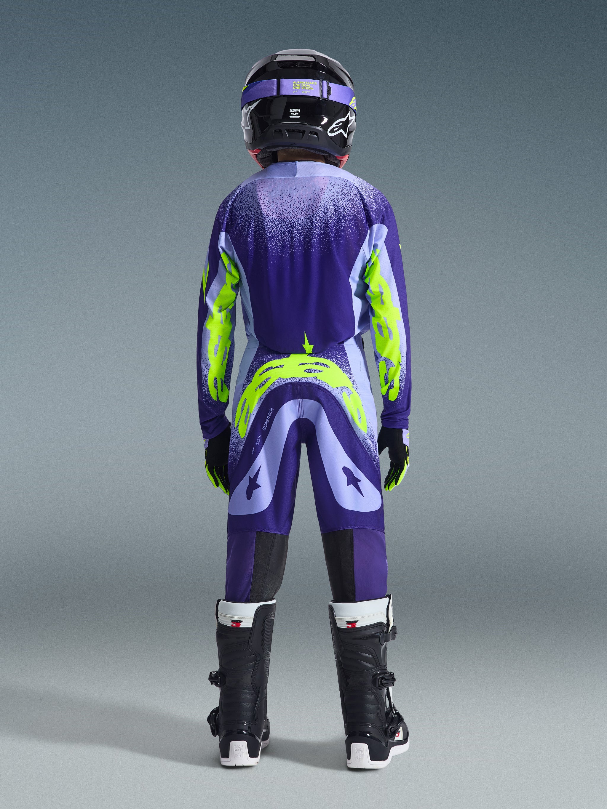 2026 Youth Supertech Scenz Gear Set